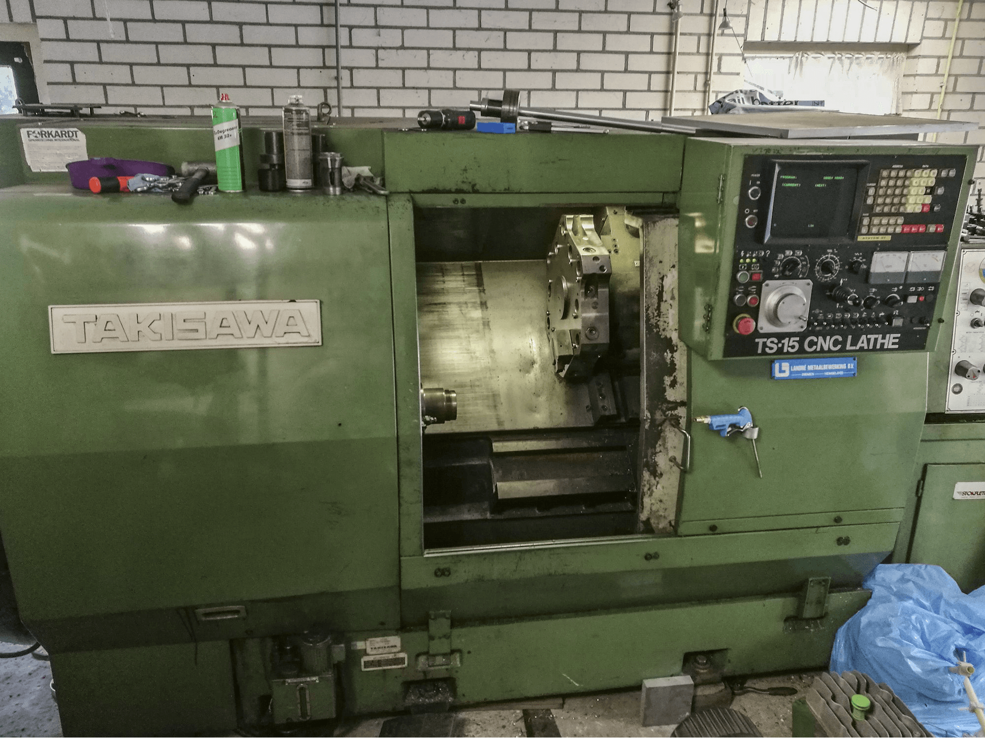 Mašīnas Takisawa TS-15 pretskats