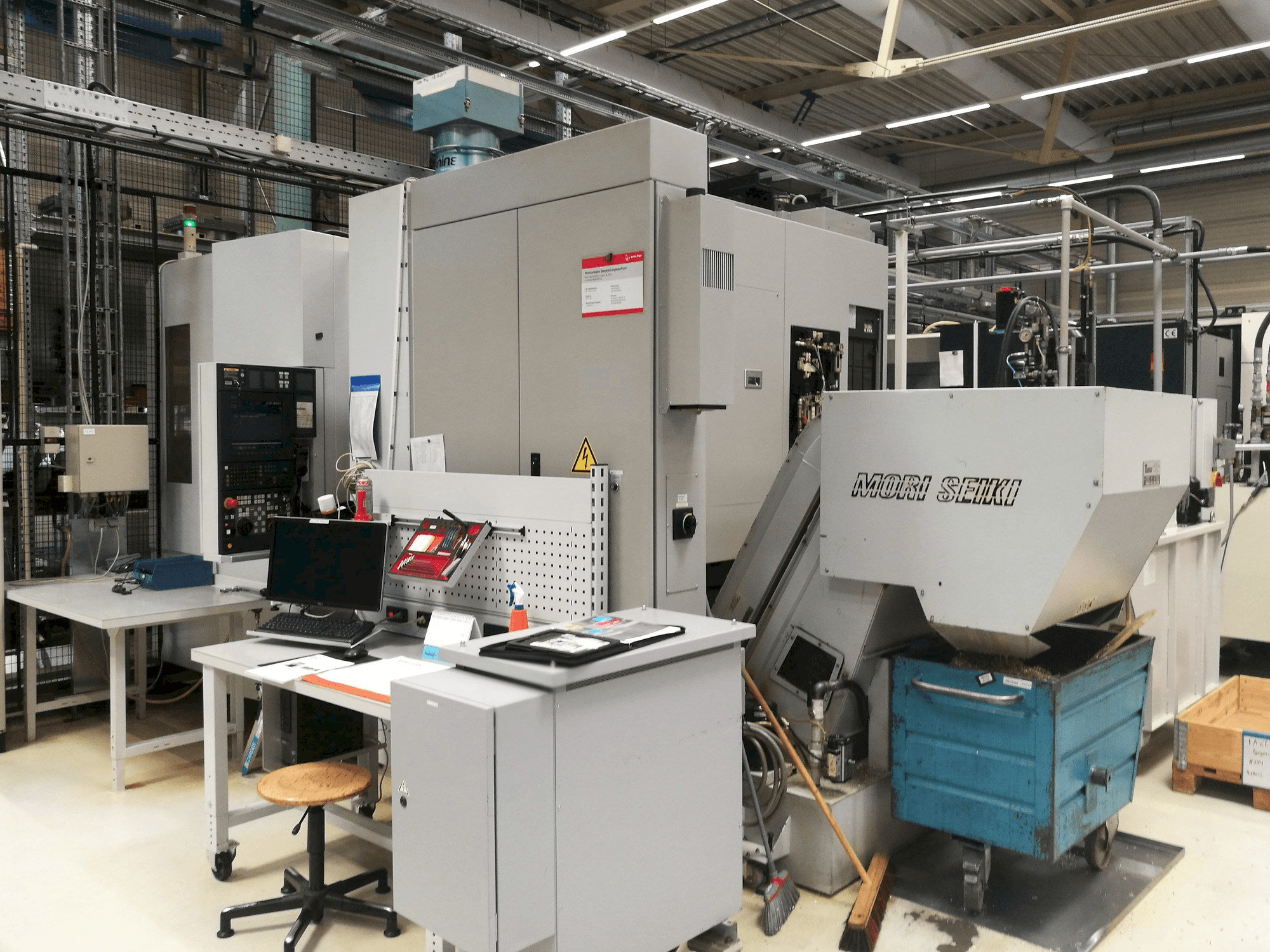 Mašīnas MORI SEIKI NH 5000 pretskats