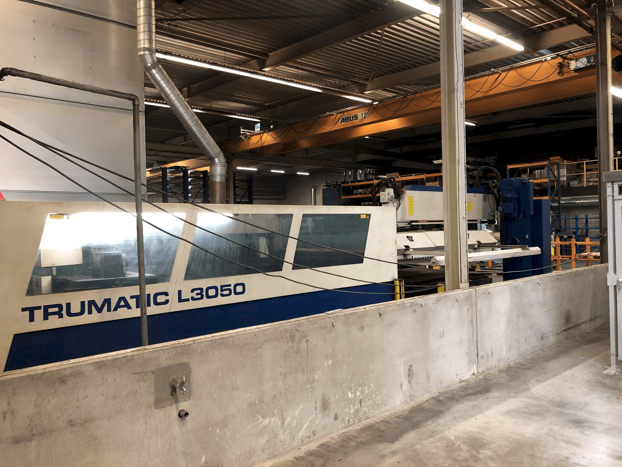 Mašīnas Trumpf Trumatic 3050 pretskats
