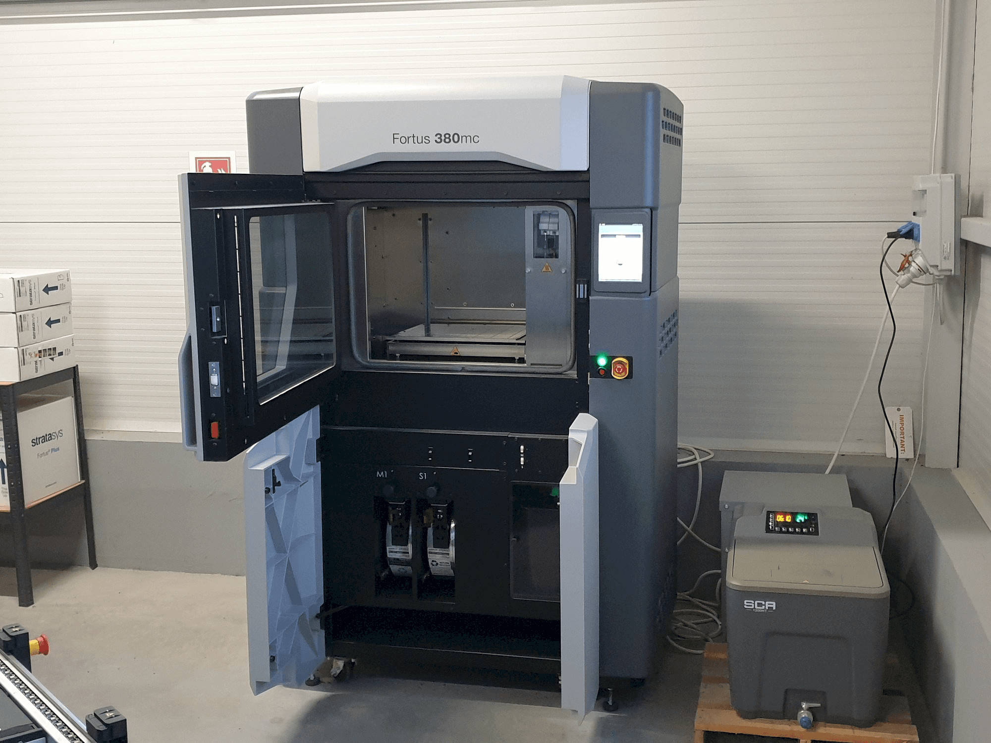 Mašīnas Stratasys Fortus 380mc pretskats