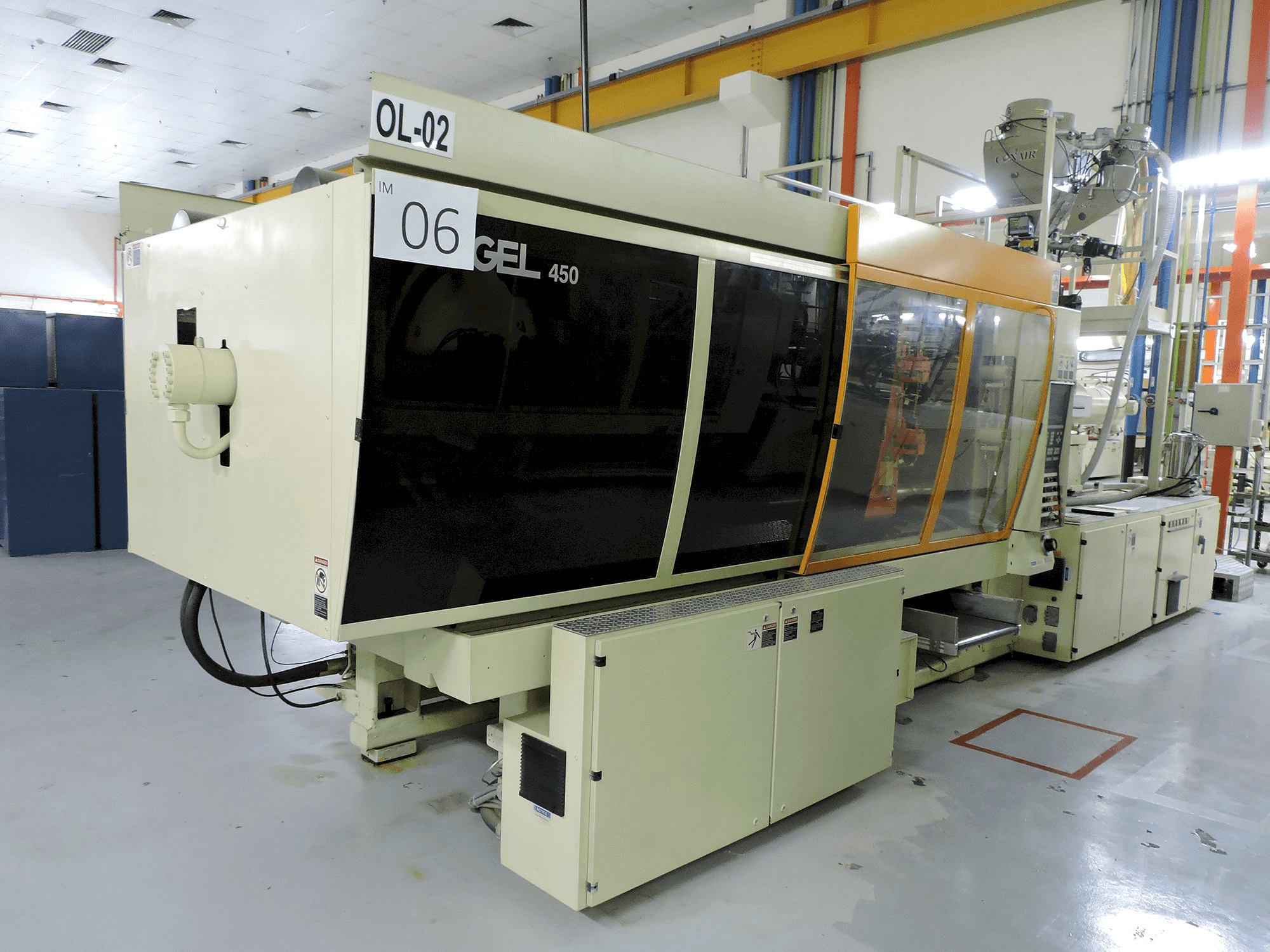 Mašīnas ENGEL skats ES 600/450 no kreisās puses