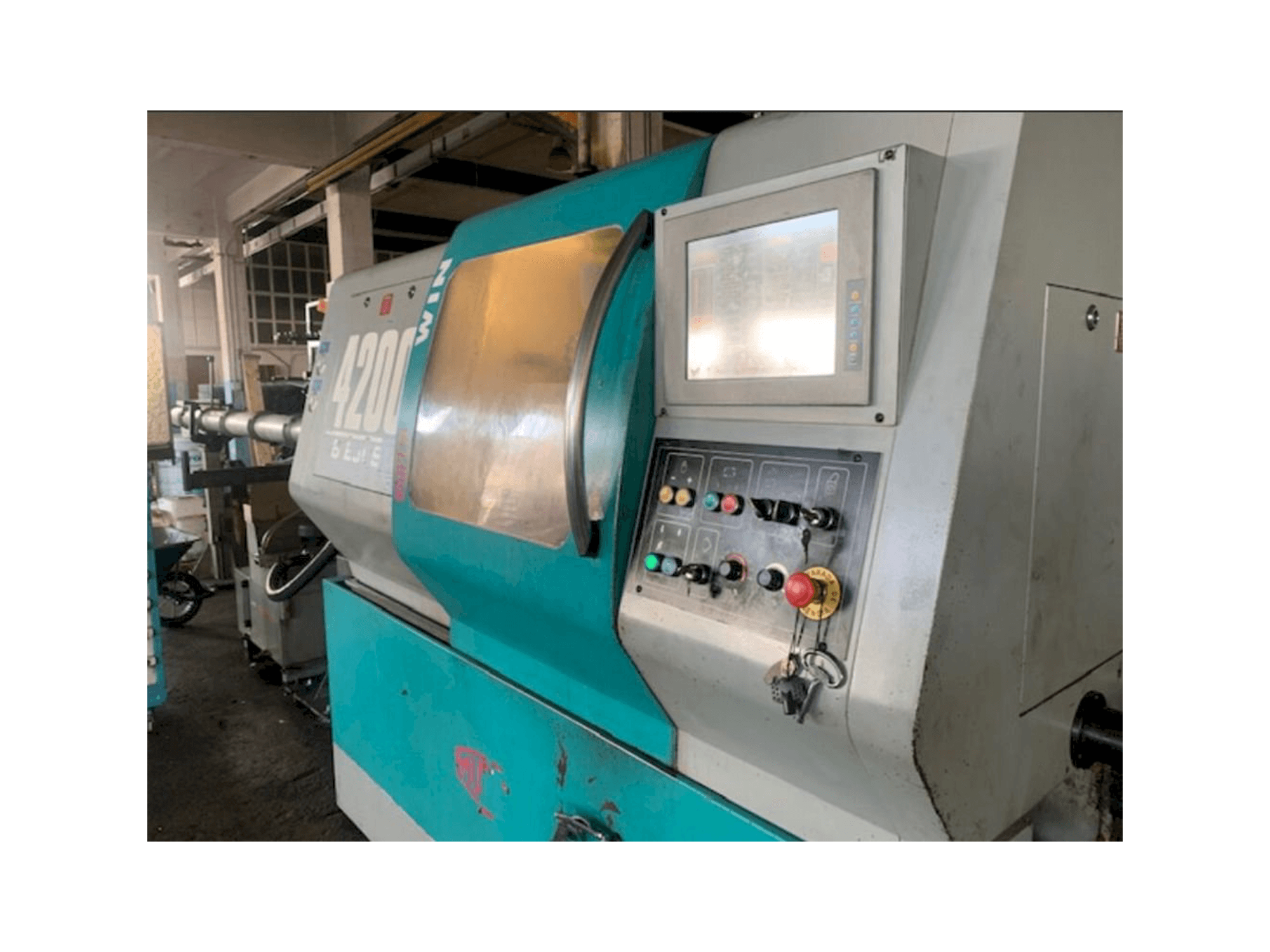 Mašīnas Mupem Win 4200 pretskats