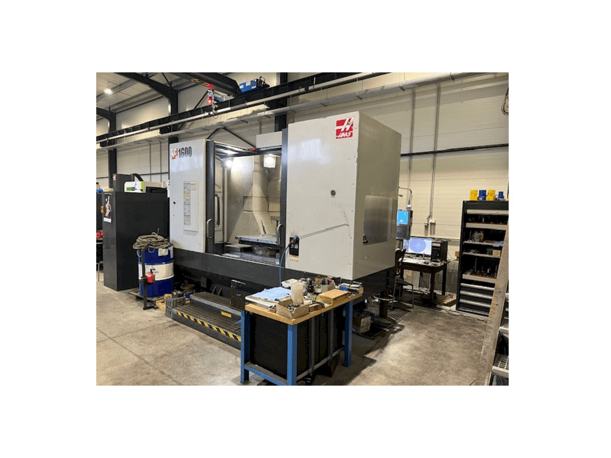 Mašīnas HAAS EC-1600 pretskats