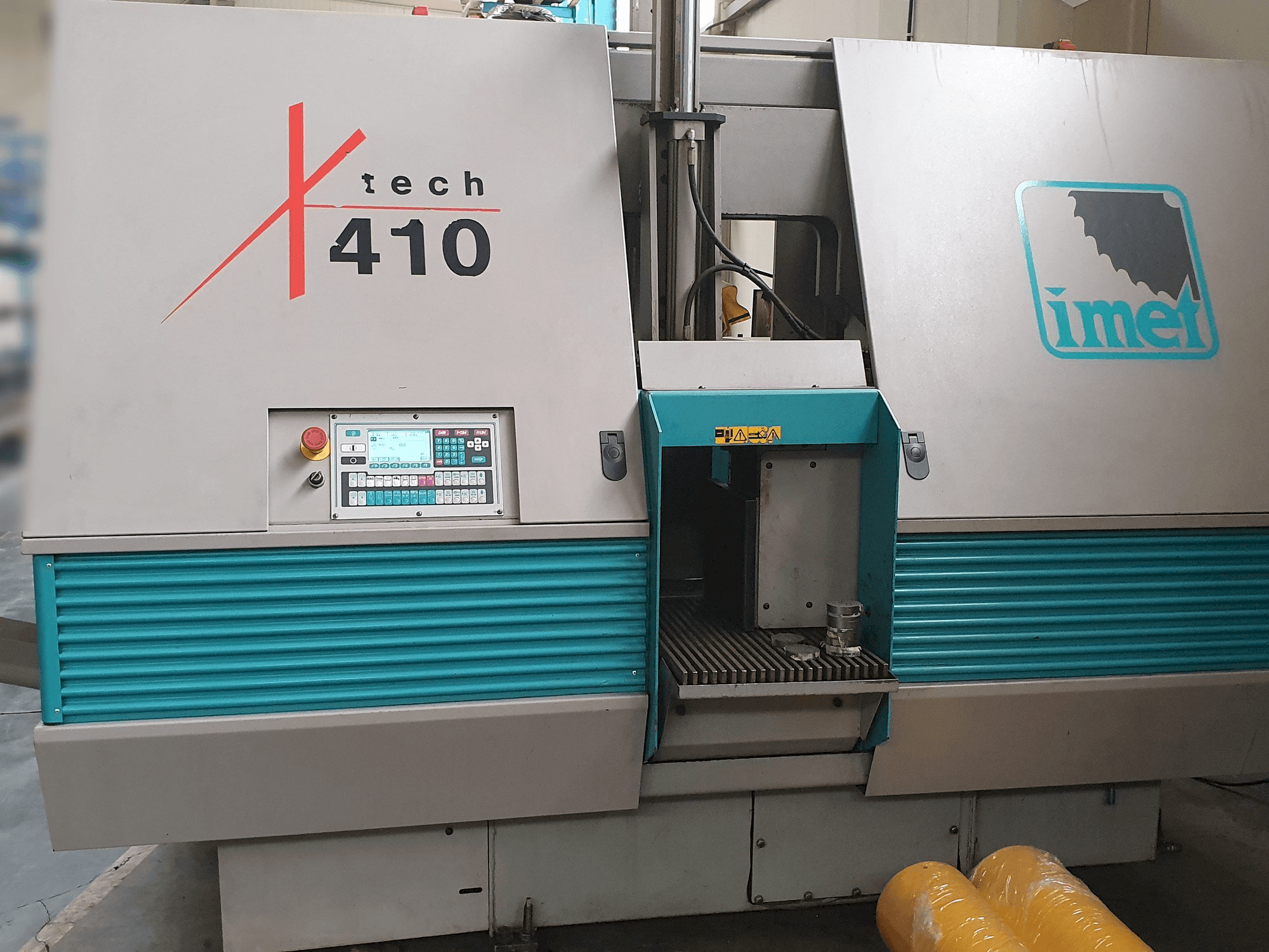 Mašīnas Imet X-TECH 410 pretskats