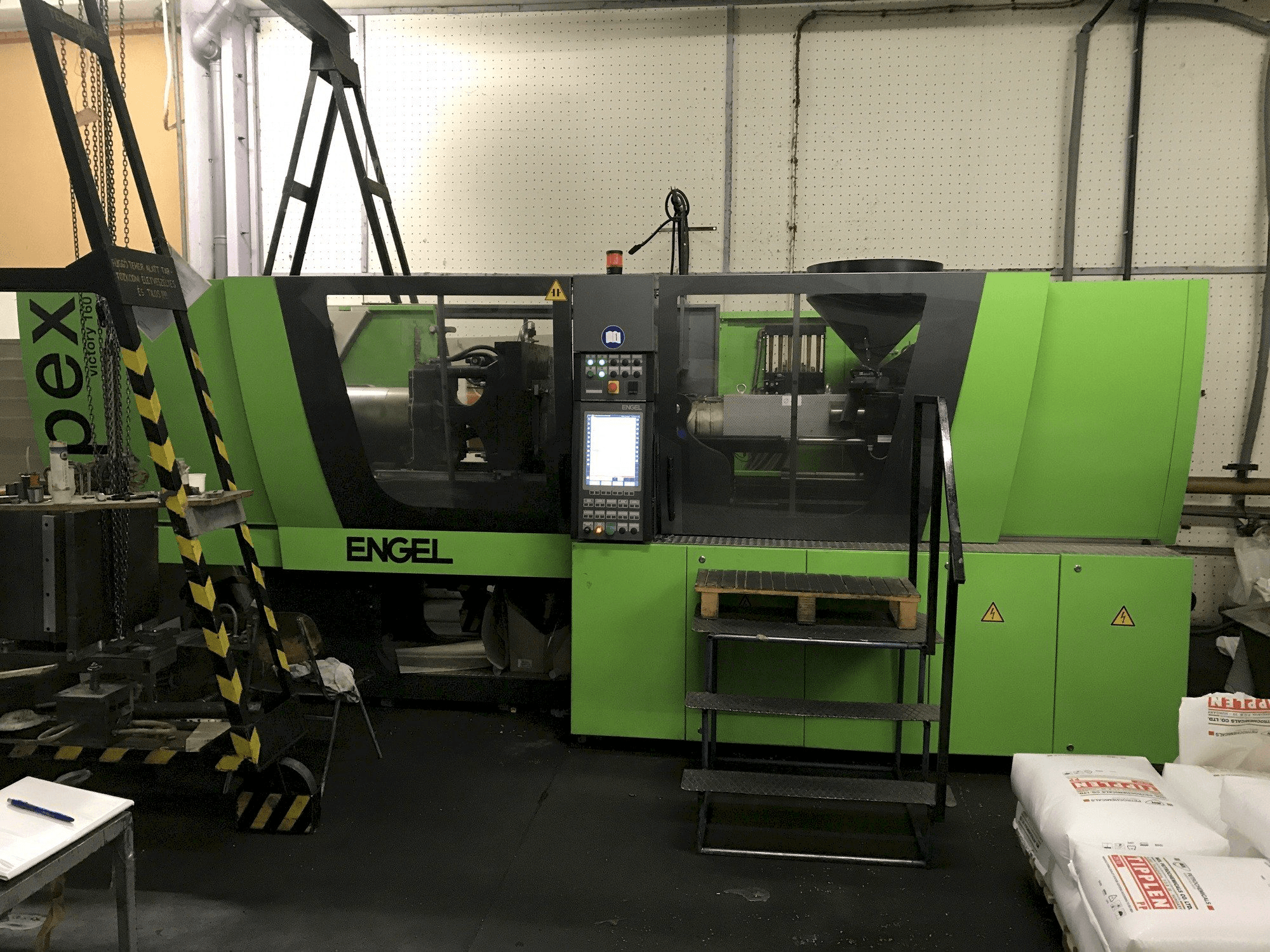 Mašīnas ENGEL Victory 650/160 Spex pretskats