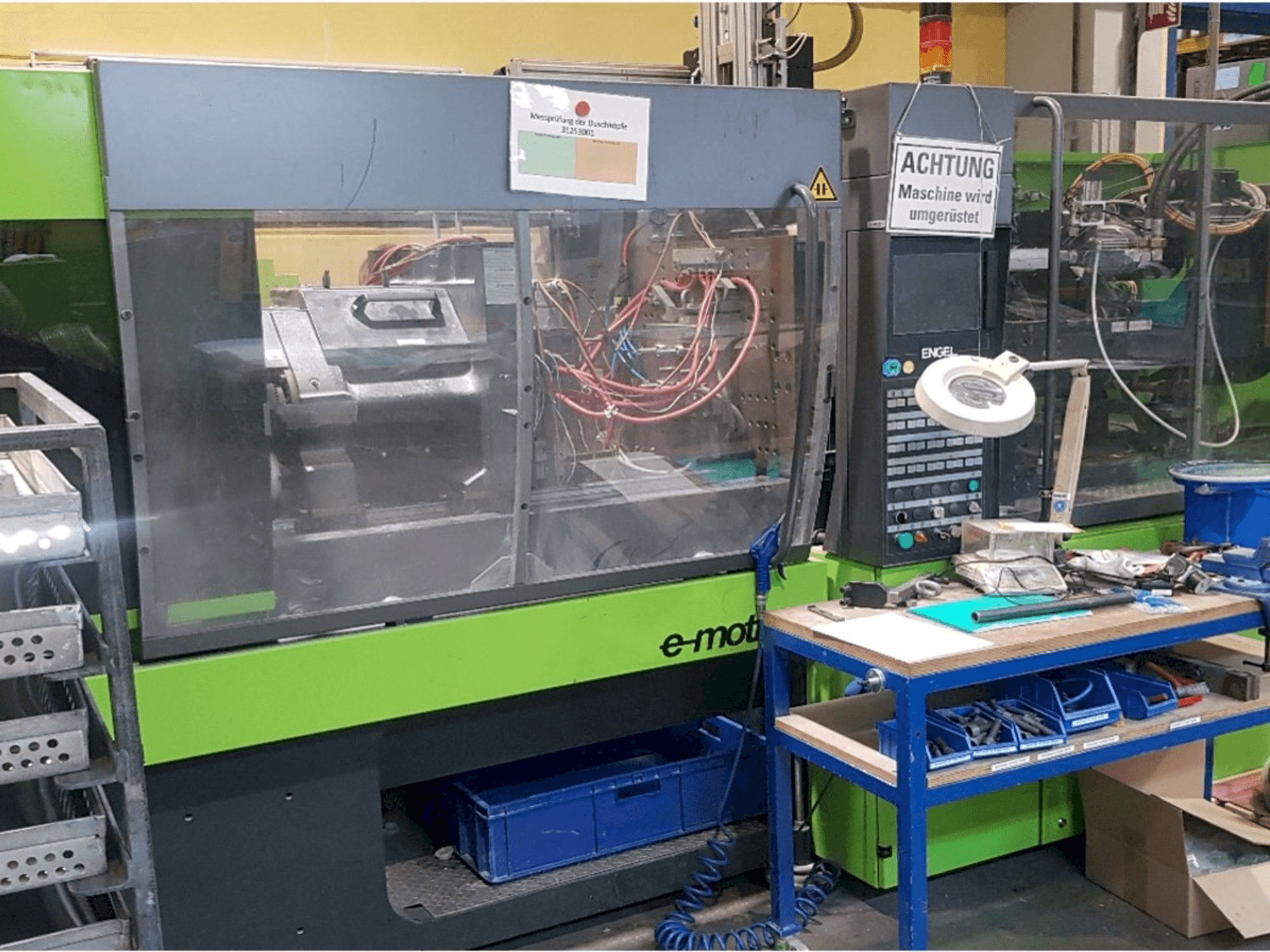 Mašīnas ENGEL e-motion 200/100 pretskats