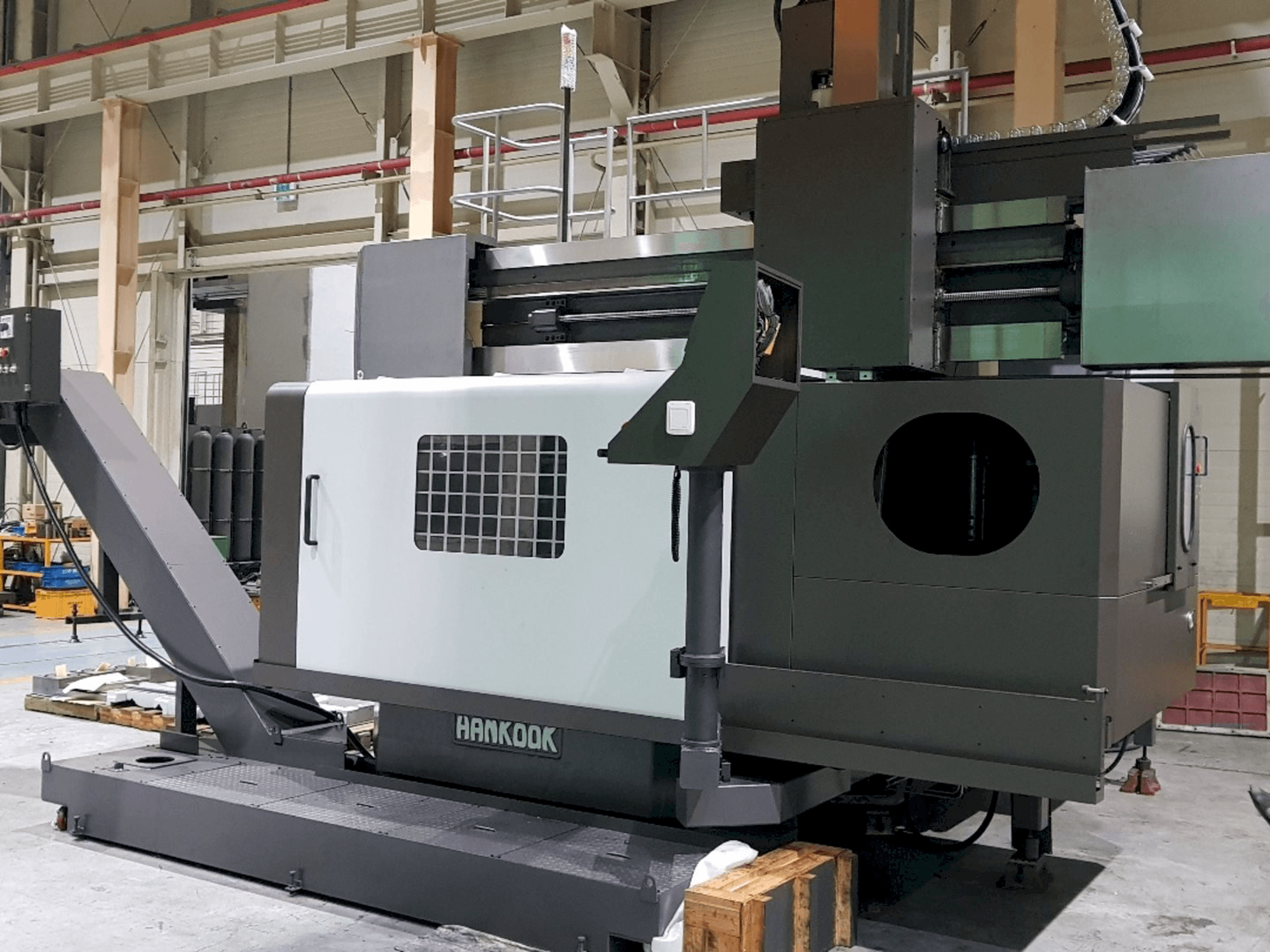 Mašīnas HANKOOK VTB-160 pretskats