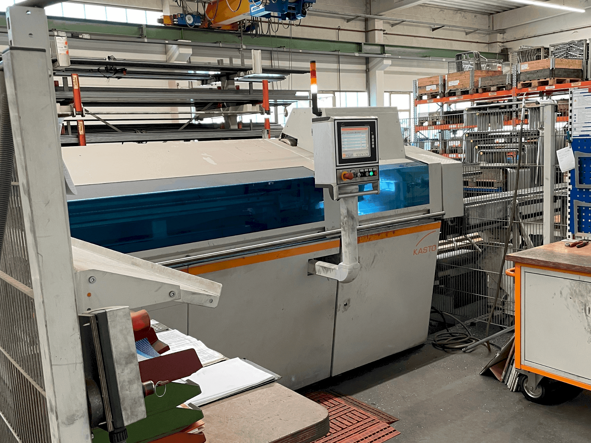 Mašīnas KASTO KASTOflex F pretskats