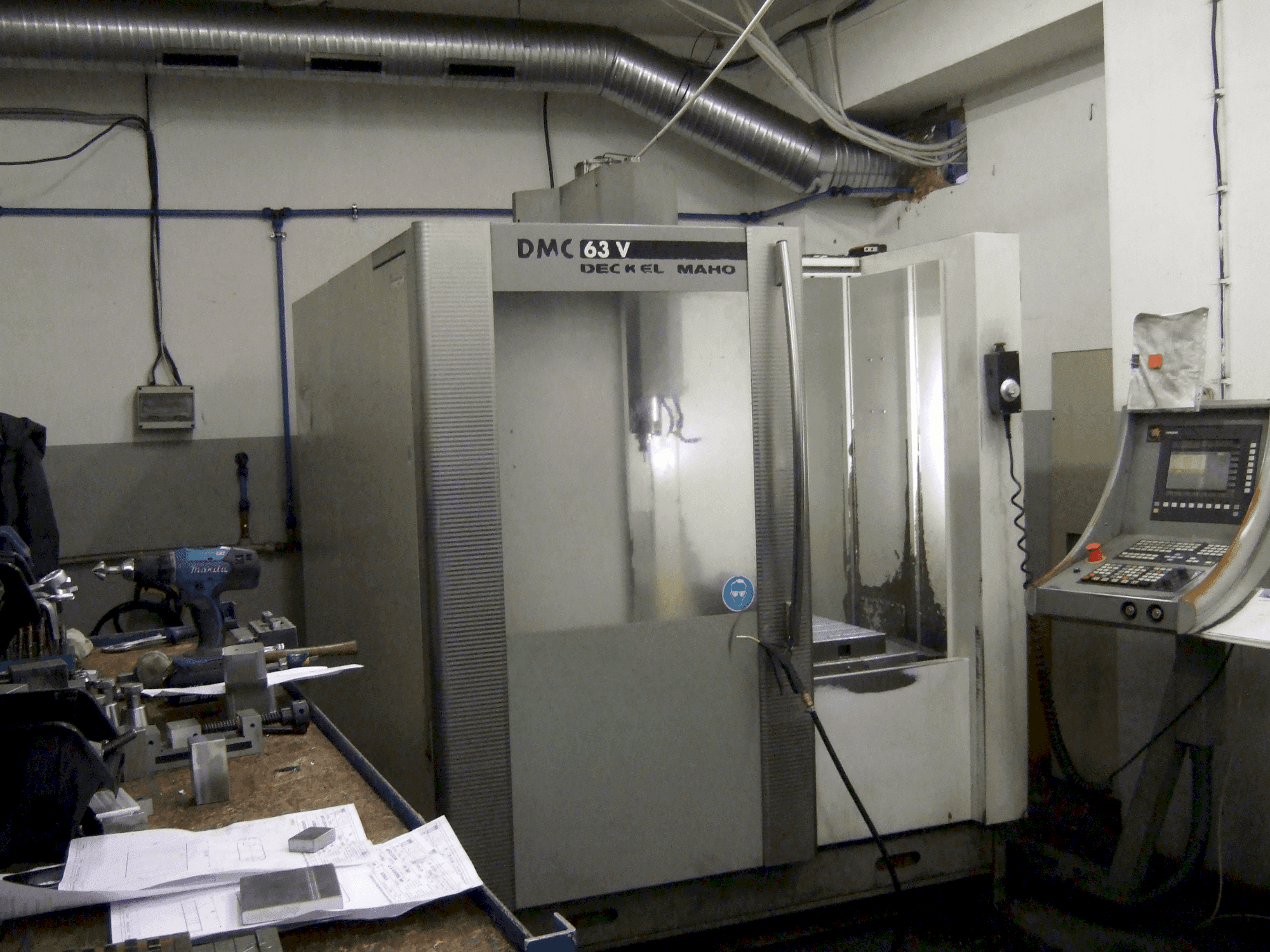 Mašīnas DECKEL MAHO DMC 63V pretskats