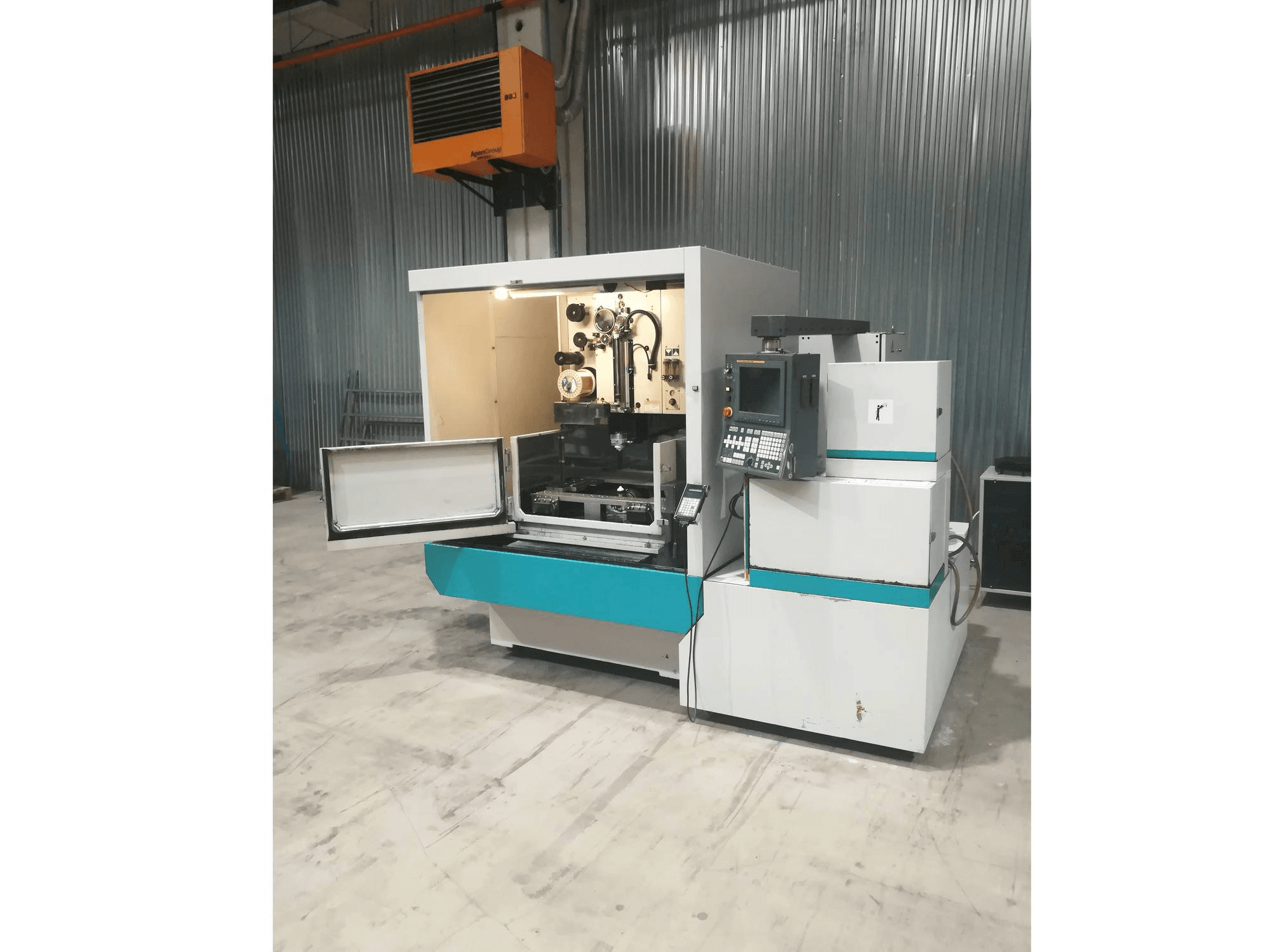 Mašīnas FANUC 1iC pretskats