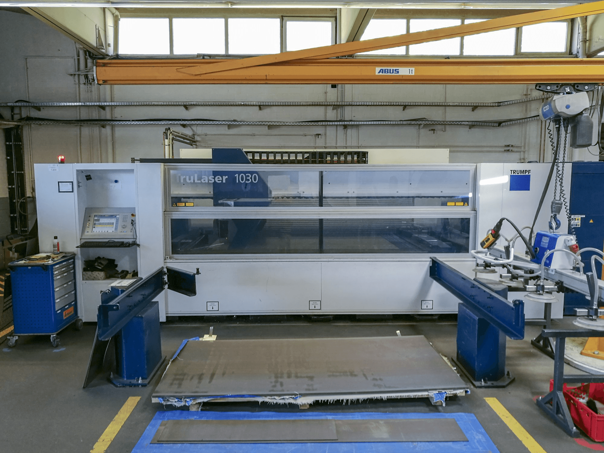 Mašīnas Trumpf TruLaser 1030 (L22) pretskats