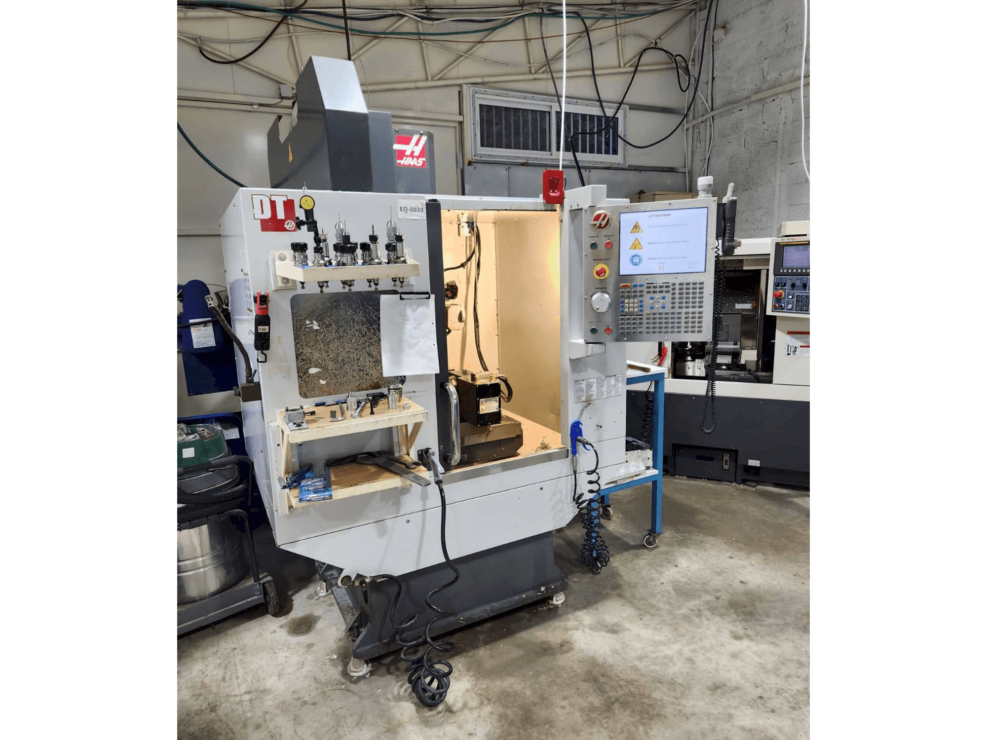 Mašīnas HAAS DT-1 pretskats