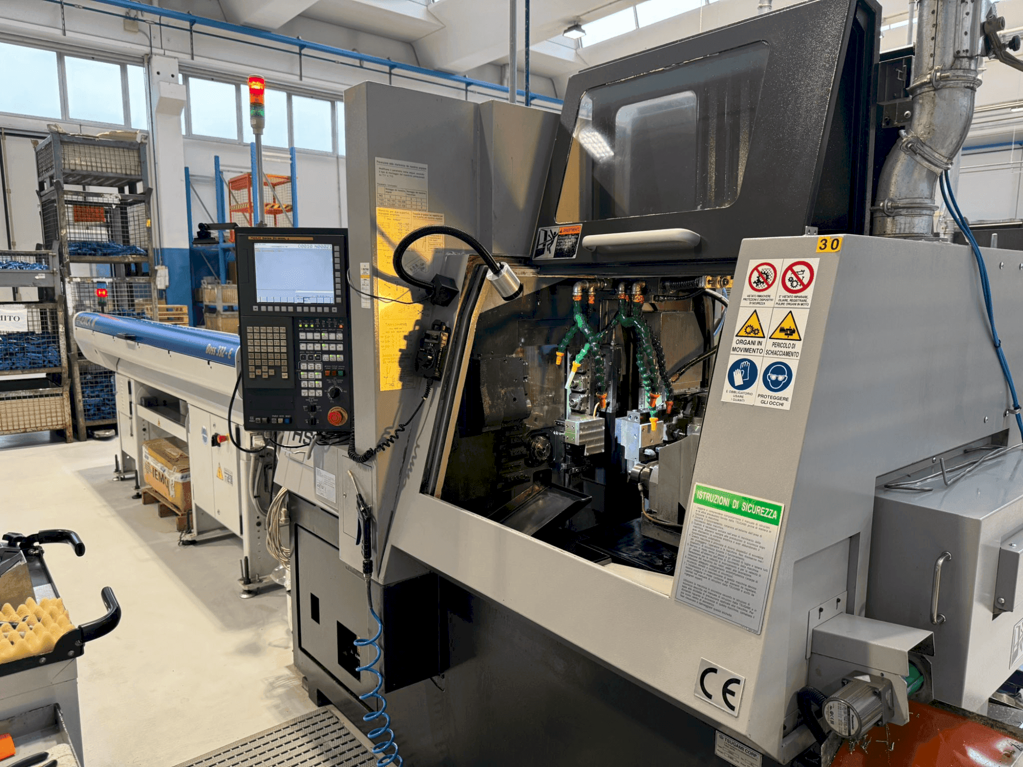 Mašīnas TSUGAMI HS32 pretskats