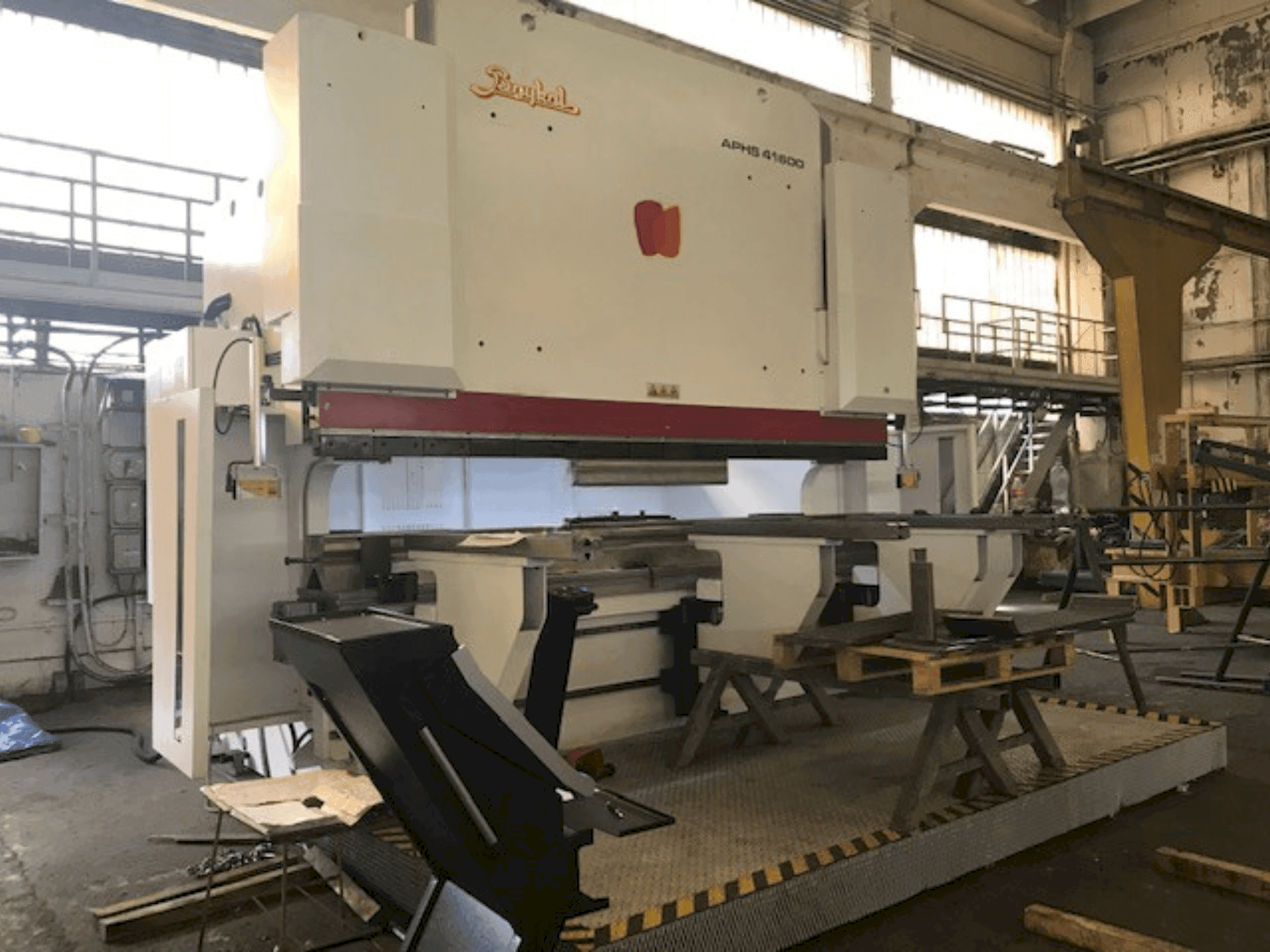 Mašīnas Baykal APHS 41600 pretskats