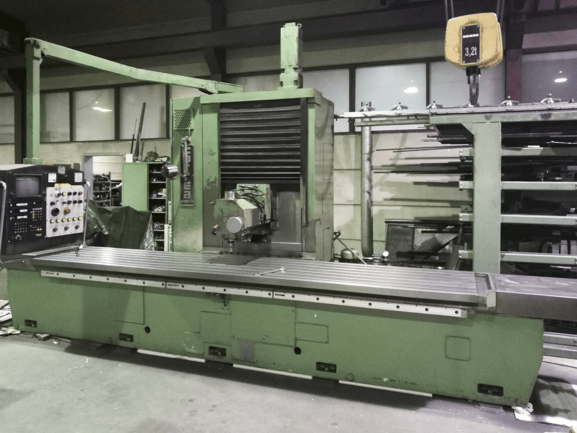 Mašīnas Correa A-20/40 skats no labās puses