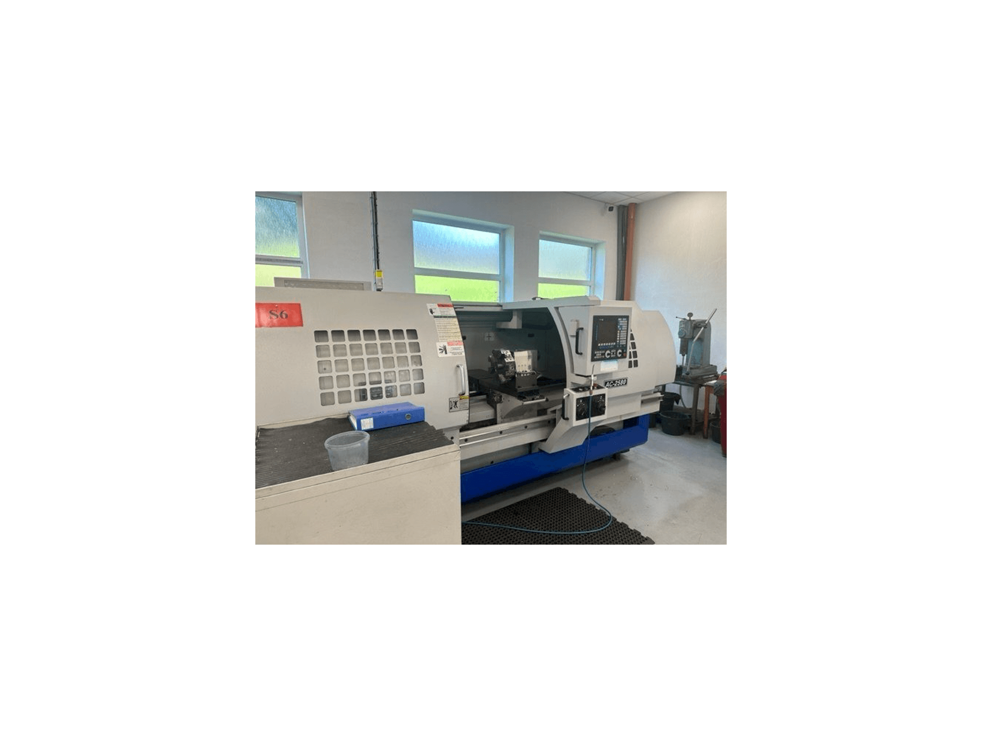 Mašīnas MASCUT AC-2580 pretskats