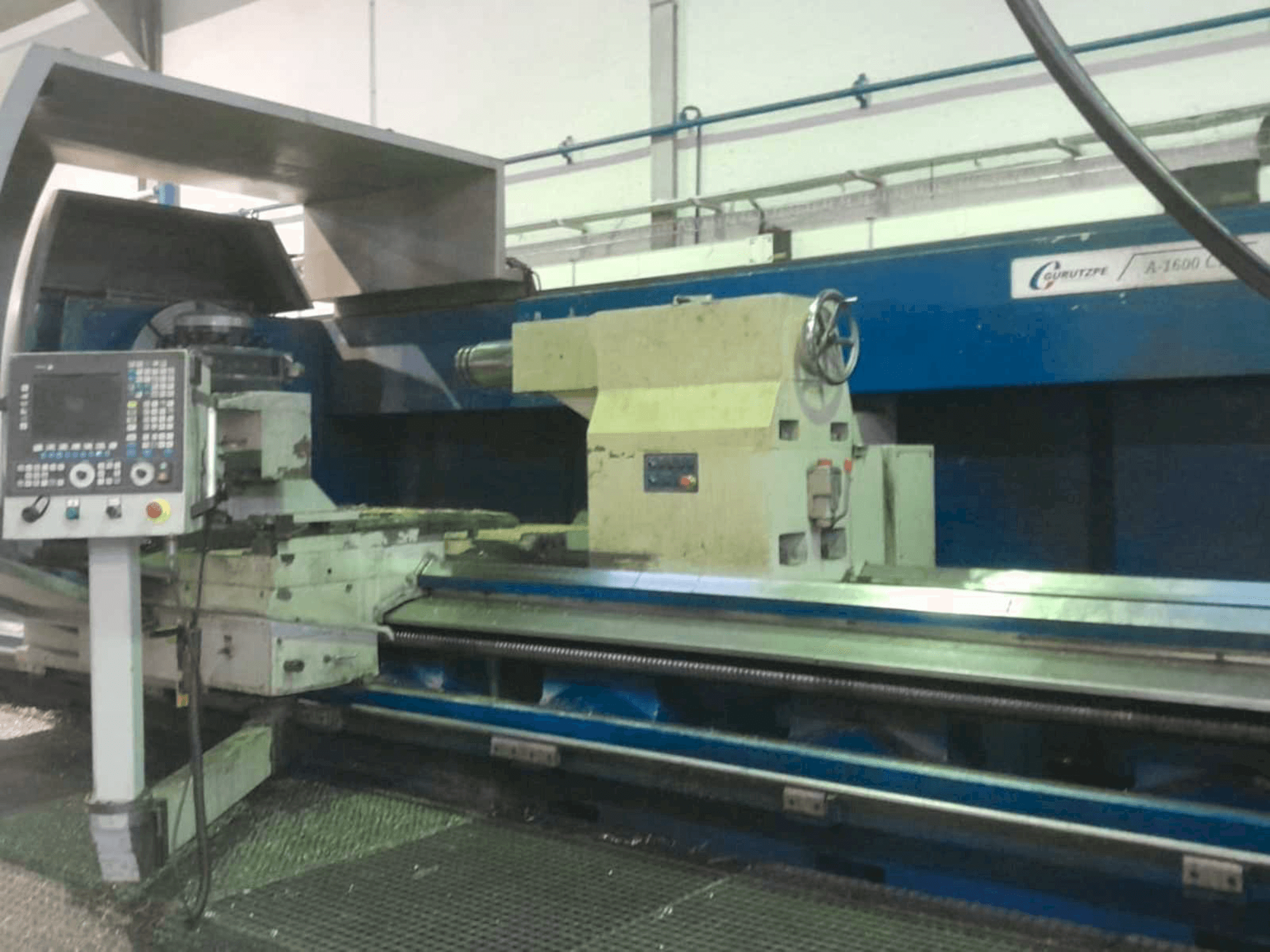 Mašīnas Gurutzpe A-1600 CNC pretskats