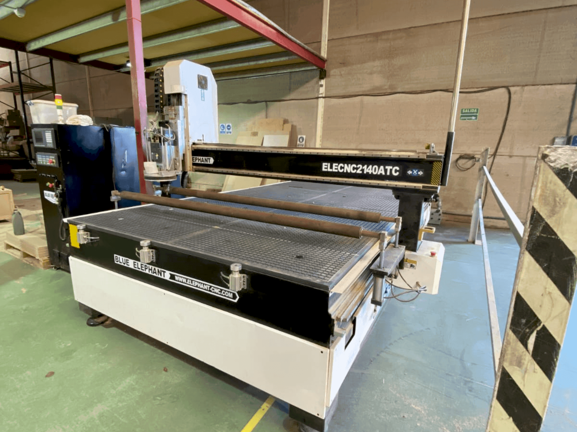 Mašīnas BLUE ELEPHANT ELECNC 2200x3700 pretskats