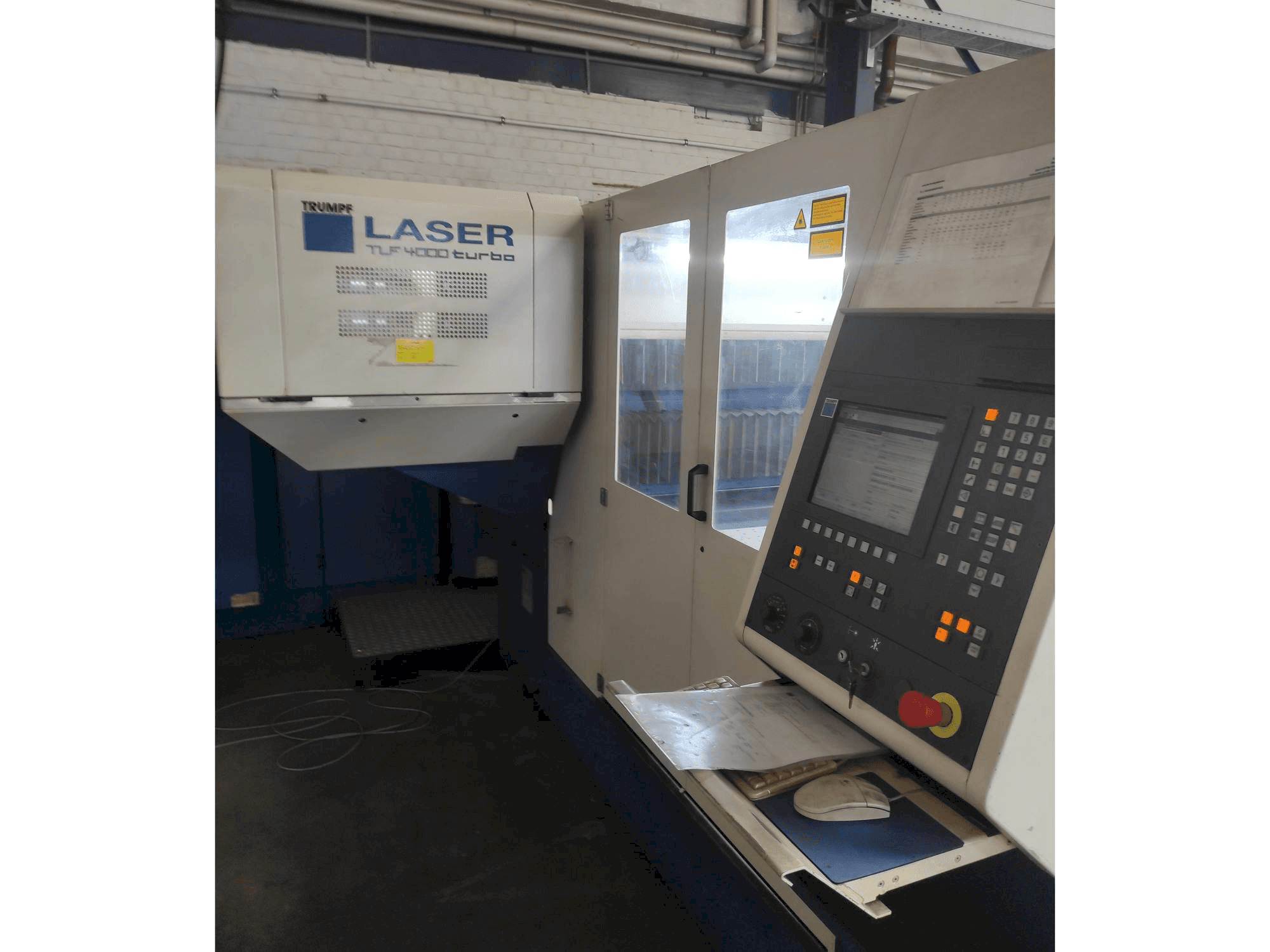 Mašīnas Trumpf TRUMATIC L 3030 pretskats