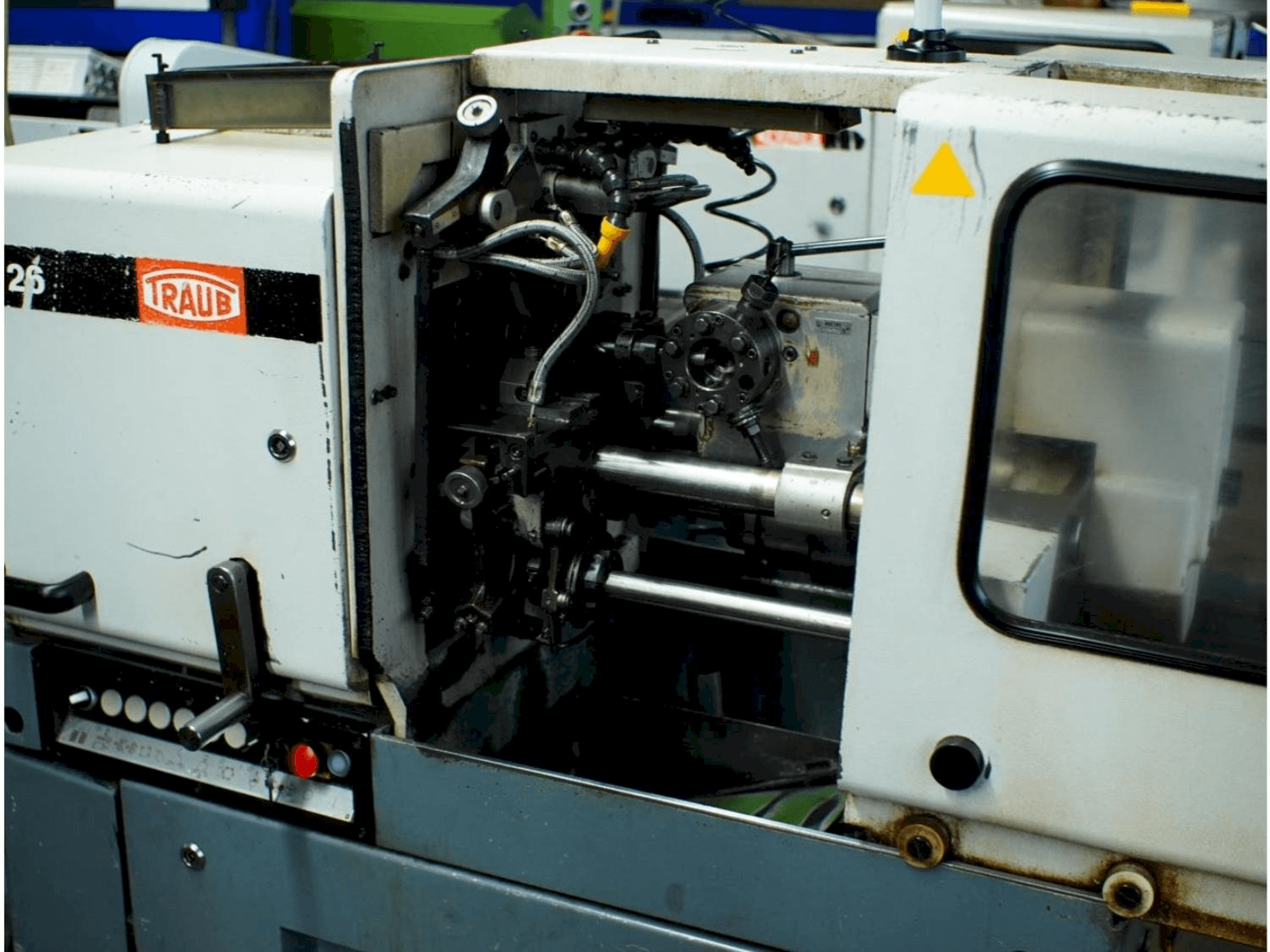 Mašīnas TRAUB TK42 pretskats