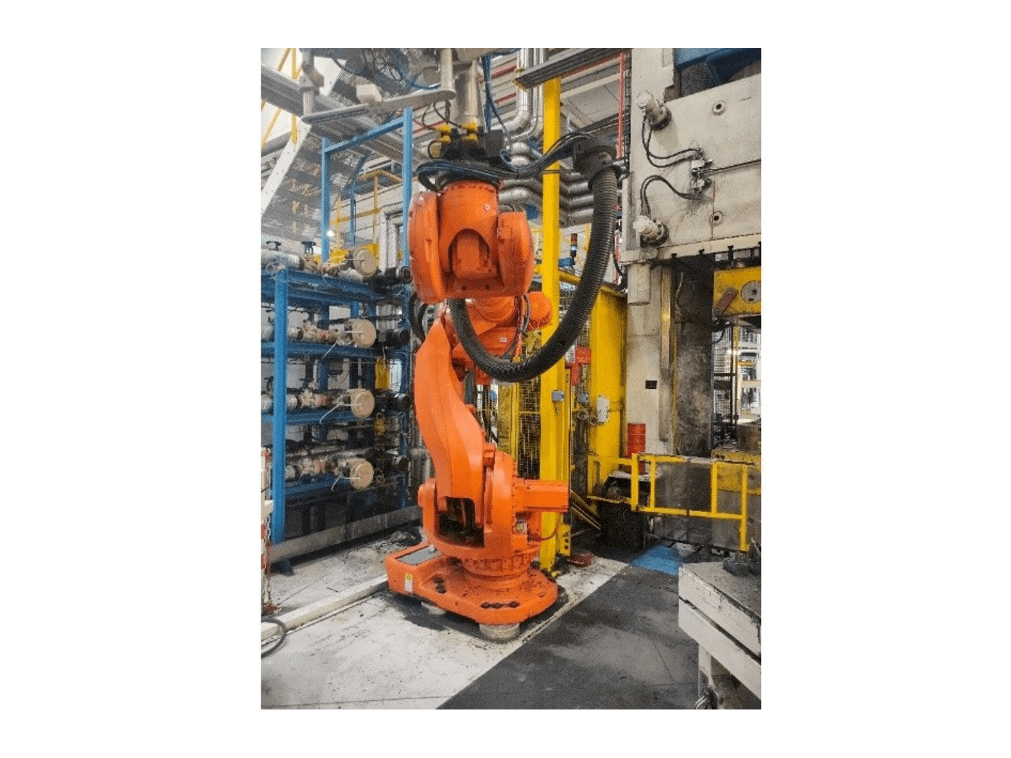 Mašīnas ABB IRC5 M2004 pretskats