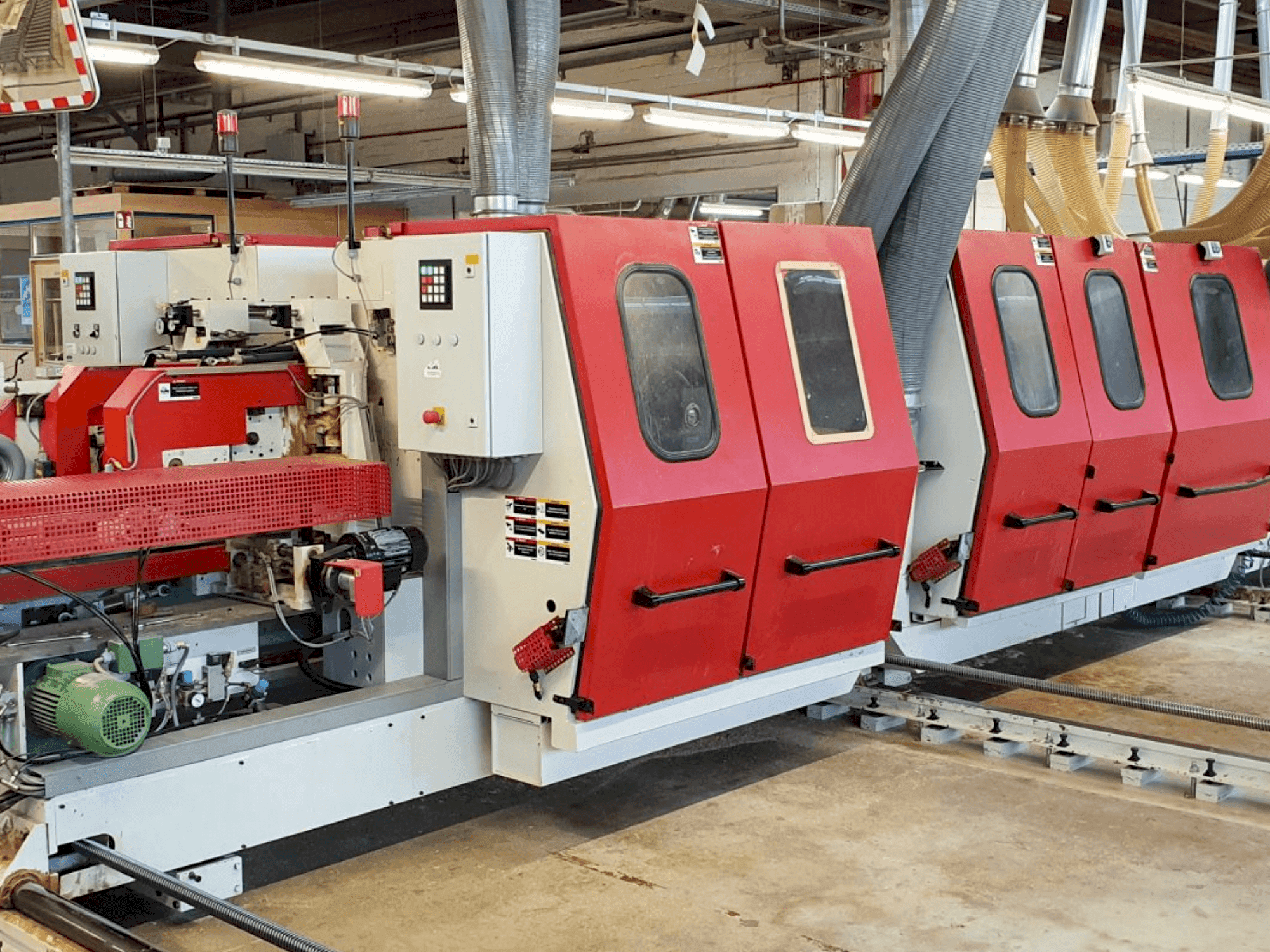 Mašīnas WEHRMANN Combima (2007) pretskats