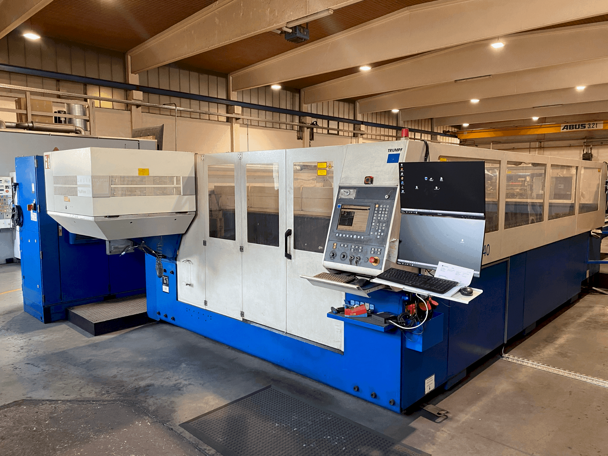 Mašīnas TRUMPF TruLaser 3040 pretskats