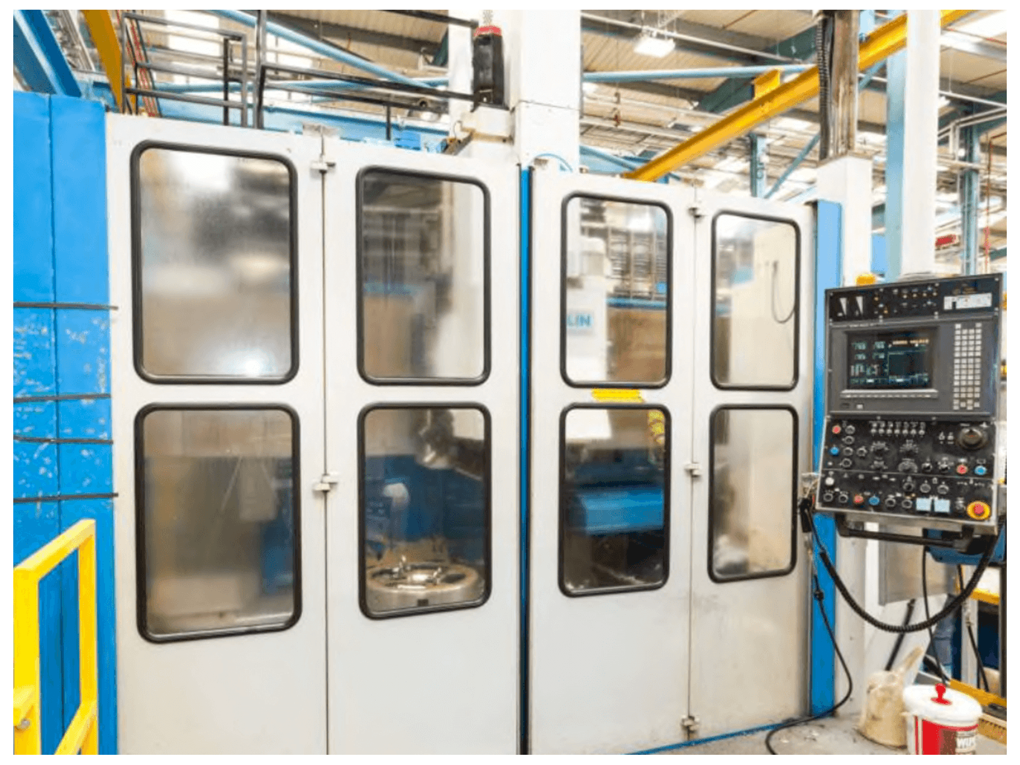 Mašīnas TOS SKIQ 20 CNC pretskats