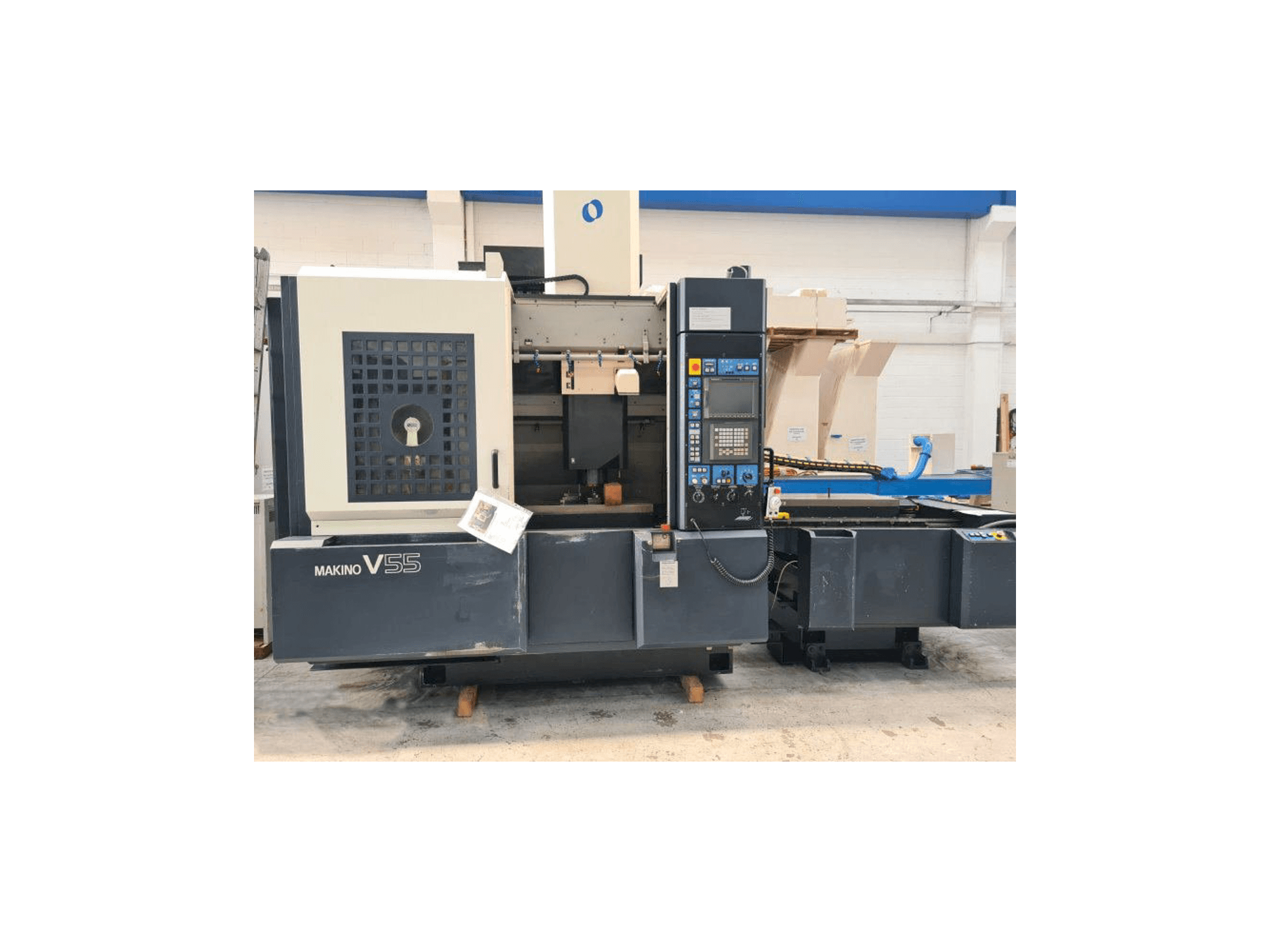 Mašīnas Makino V55 pretskats