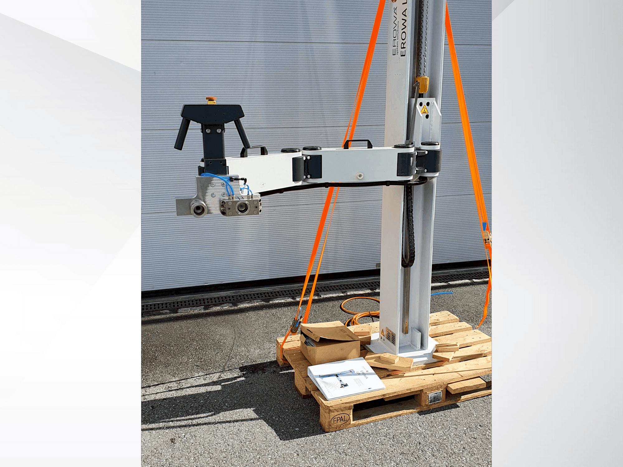 Mašīnas EROWA Lift 250 pretskats