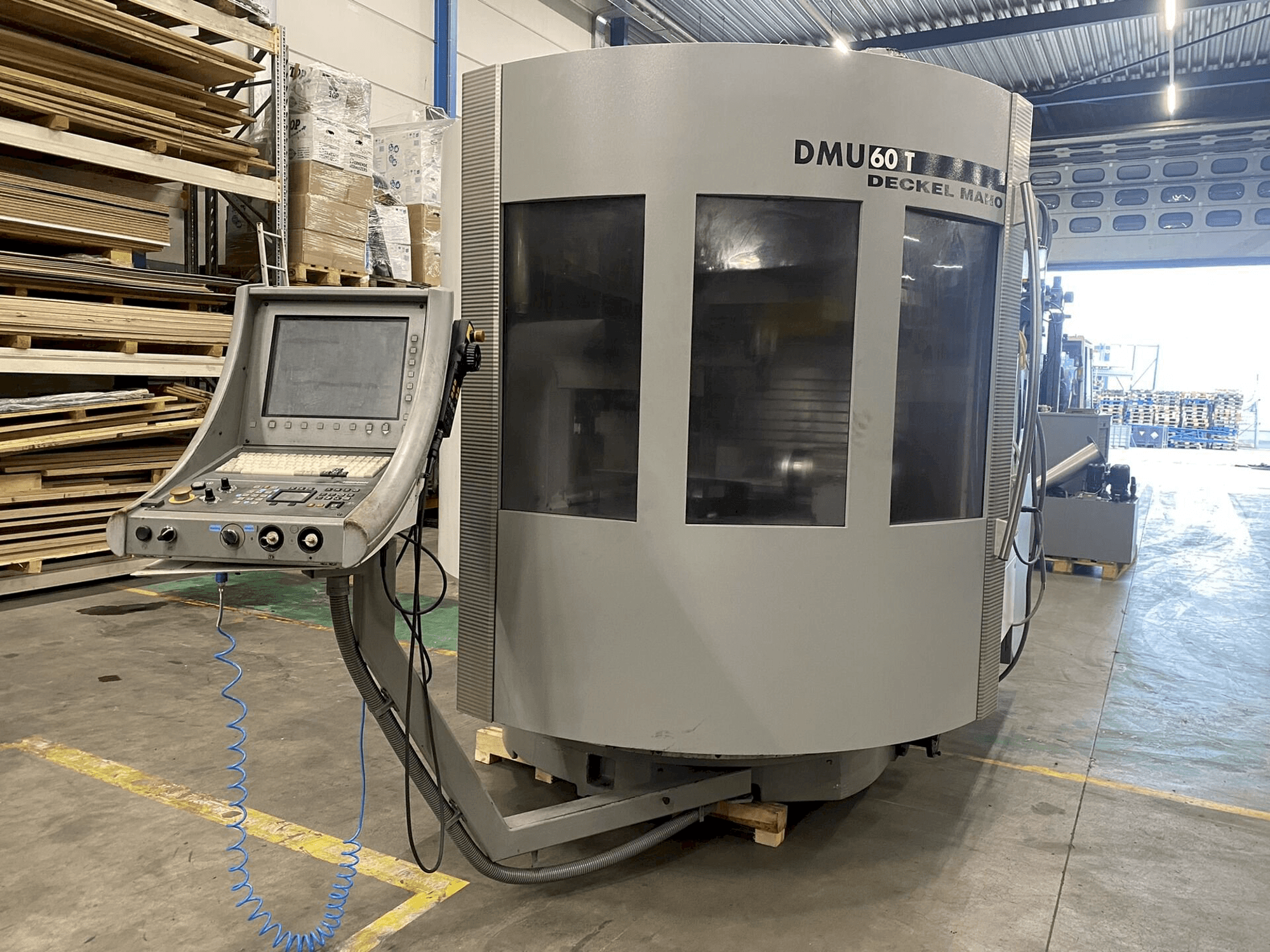 Mašīnas DECKEL MAHO DMU60T pretskats