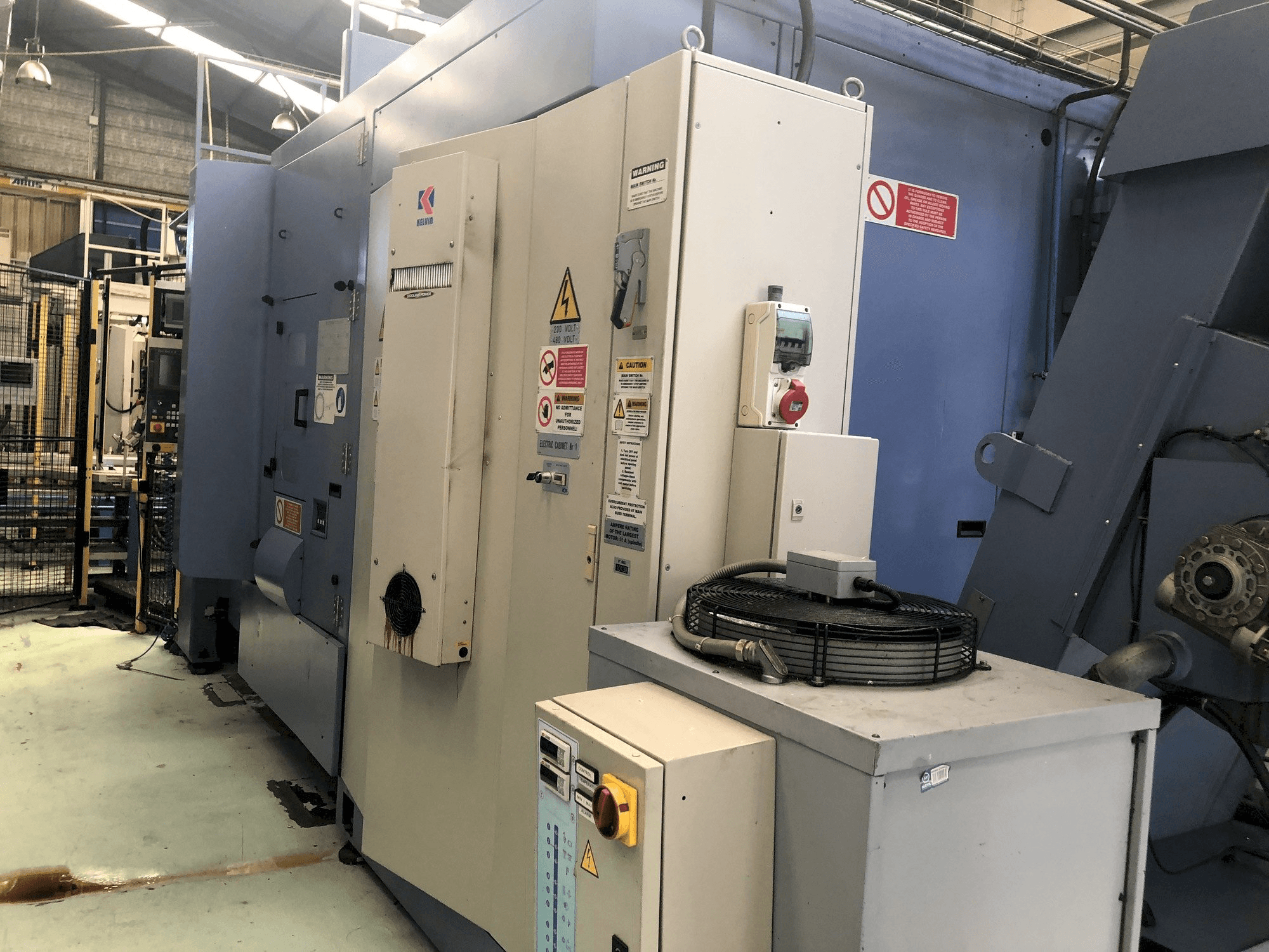 Mašīnas MCM Clock pretskats