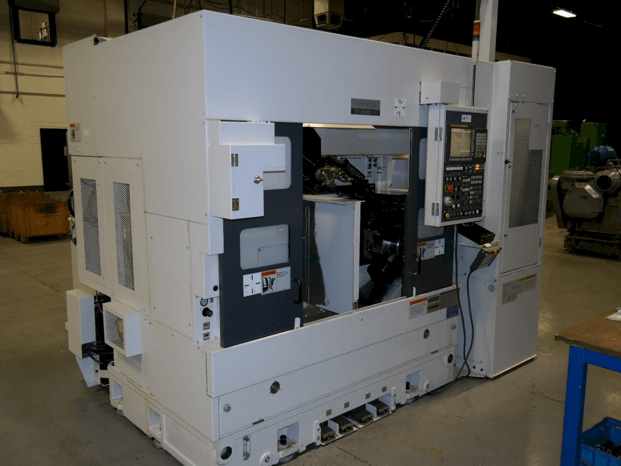 Mašīnas Takisawa TT2100CMGA pretskats