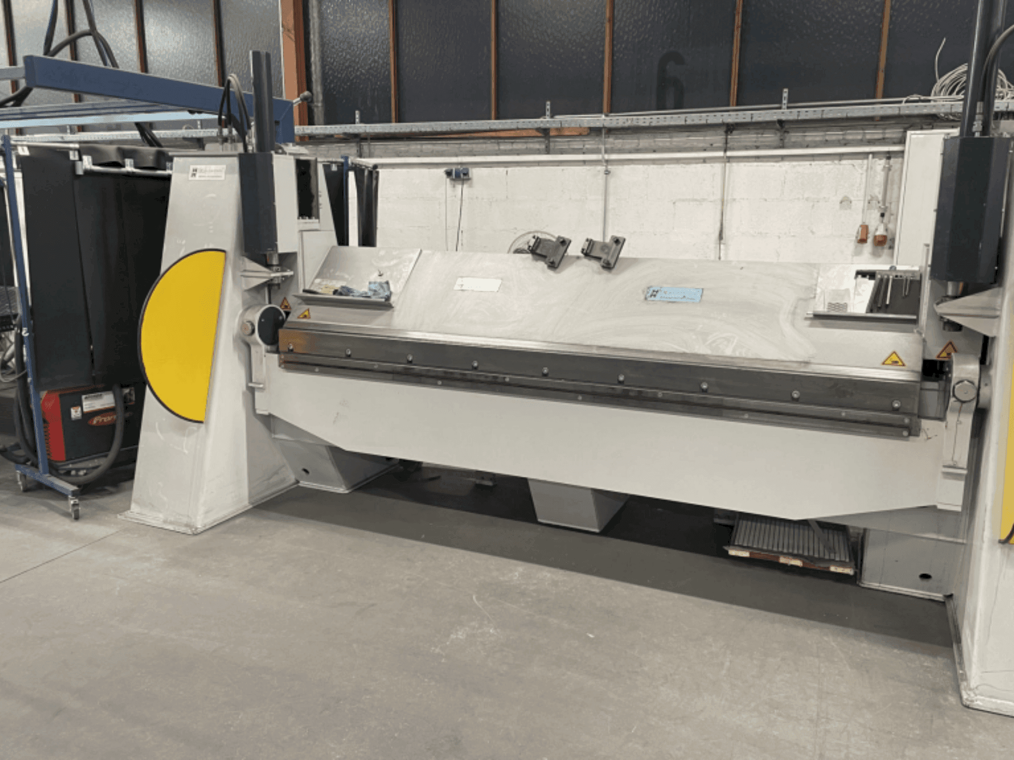 Mašīnas DR. HOCHSTRATE SBM 3000/6 (2018) pretskats