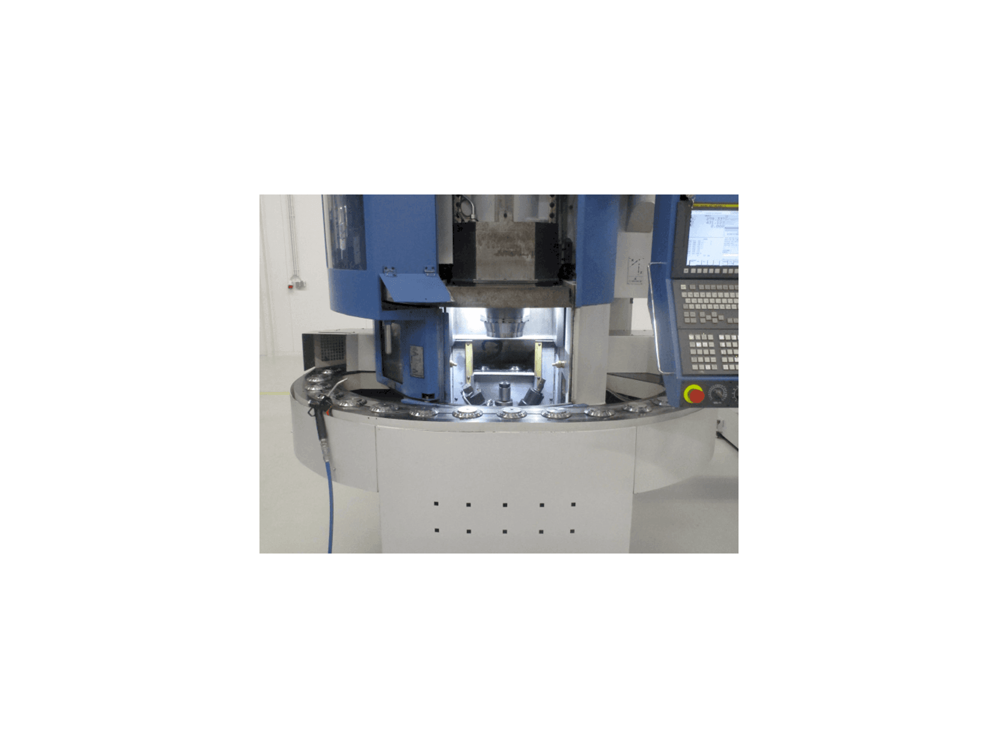 Mašīnas EMAG VL3 pretskats