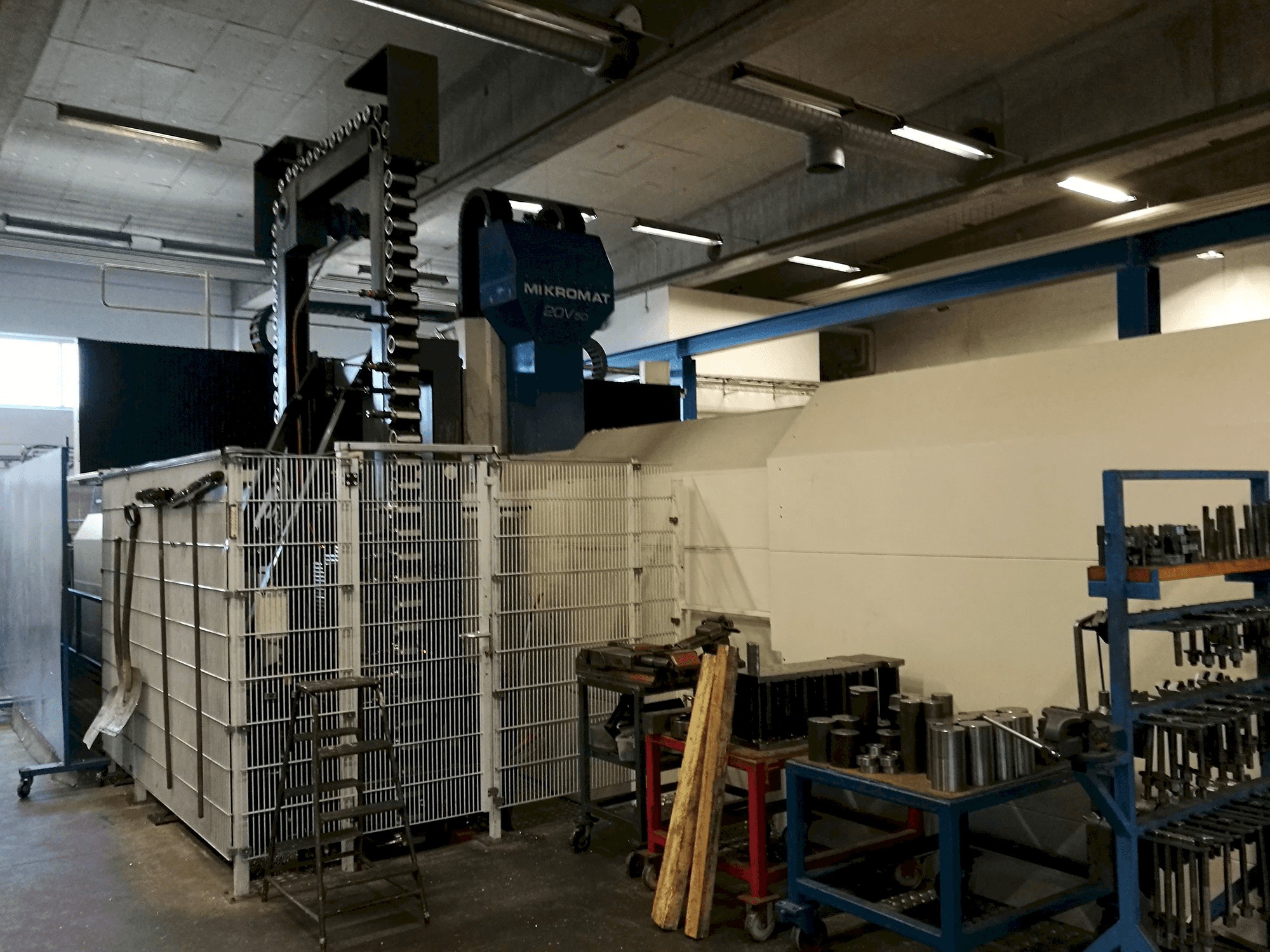 Mašīnas MIKROMAT 20V 5D informācija