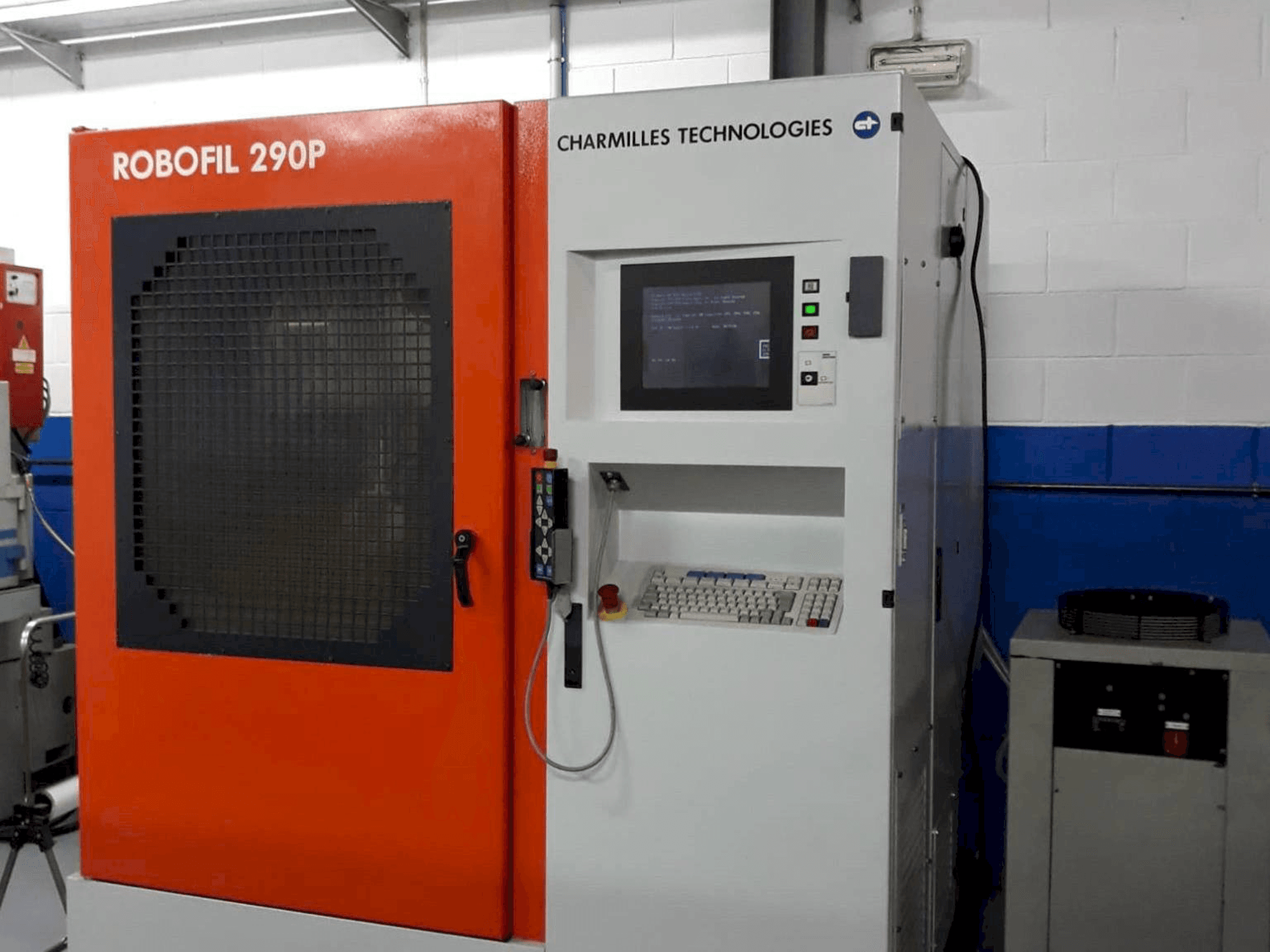 Mašīnas CHARMILLES ROBOFIL 290 P pretskats