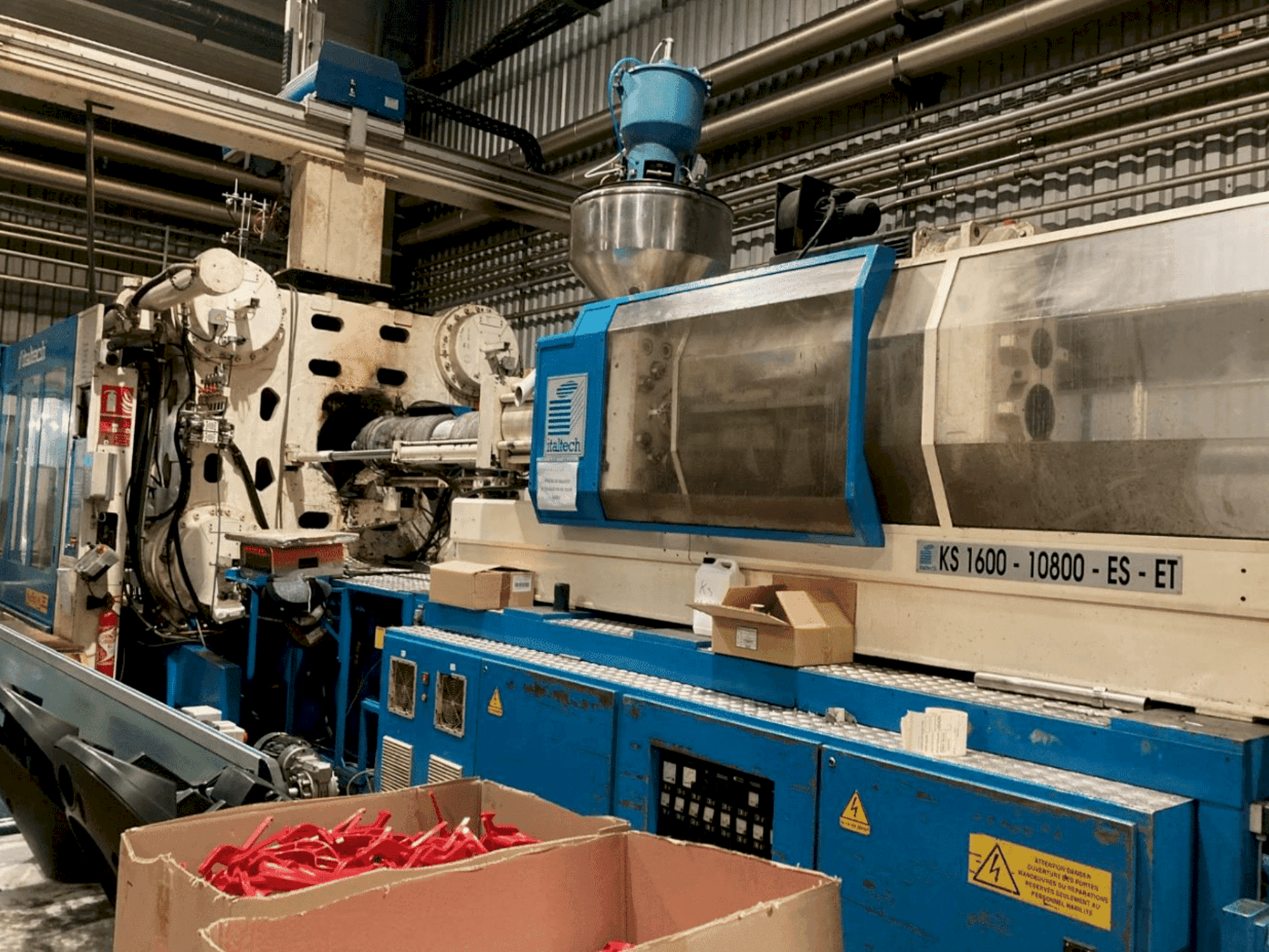 Mašīnas ITALTECH KS 1600/10800 pretskats