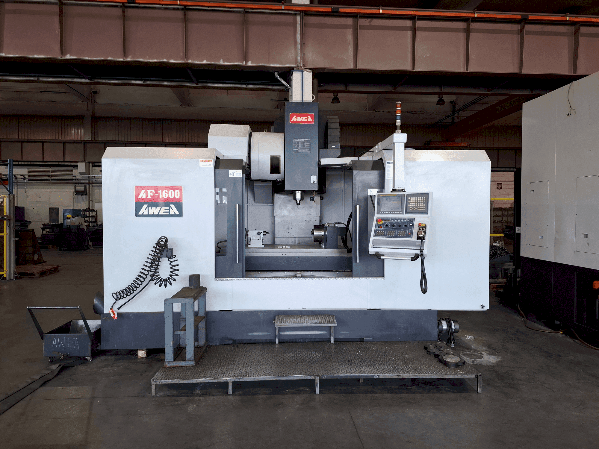 Mašīnas AWEA AF-1600 pretskats
