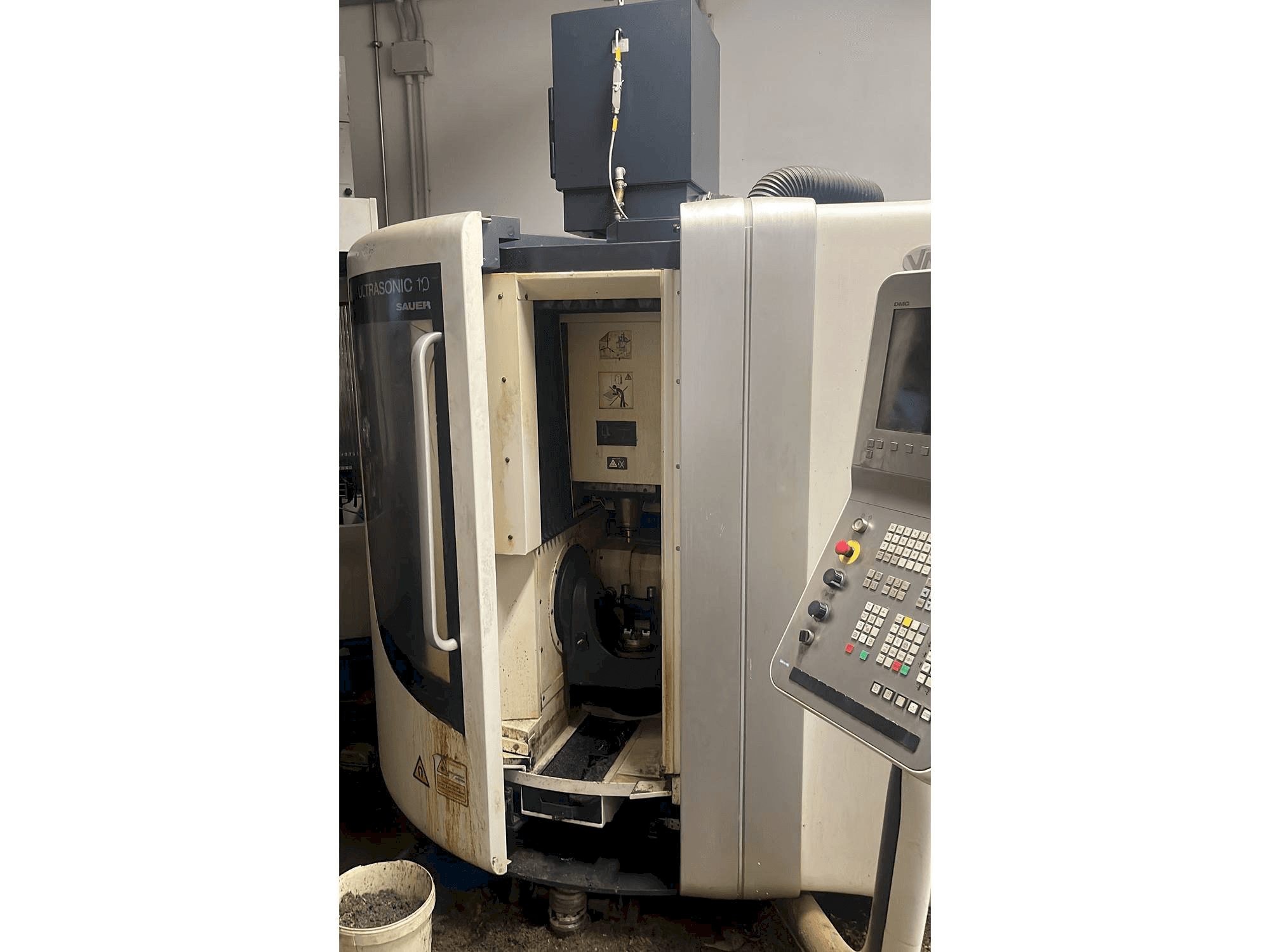 Mašīnas DMG ultrasonic 10 sauer pretskats