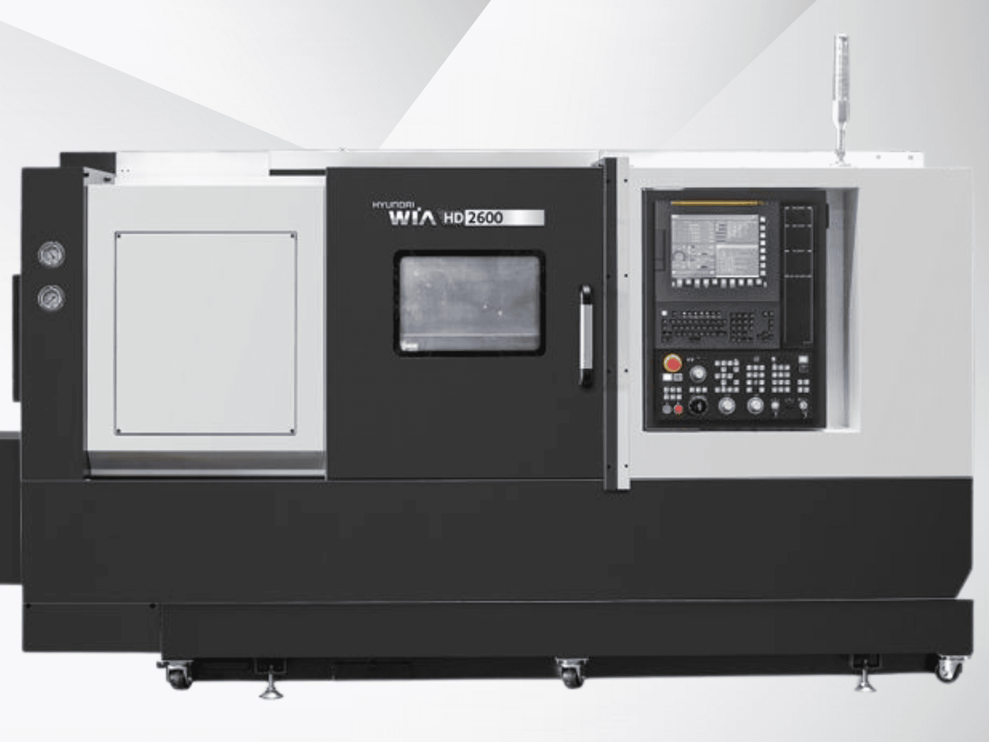 Hyundai WIA HD2600 CNC virpa, priekšējais skats, vadības panelis ar pogām, ekrāns un instrumentu nodalījums.