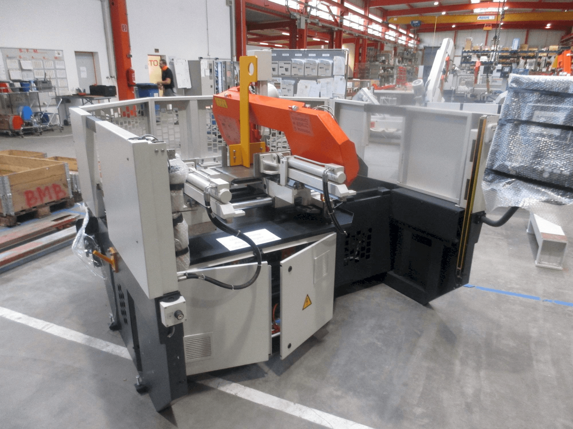 Mašīnas KASTO micut A 2.6 pretskats