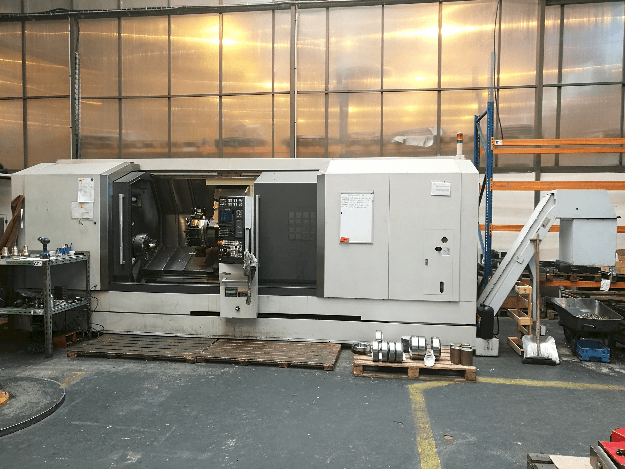 Mašīnas MORI SEIKI NL 3000 SY/2000 pretskats