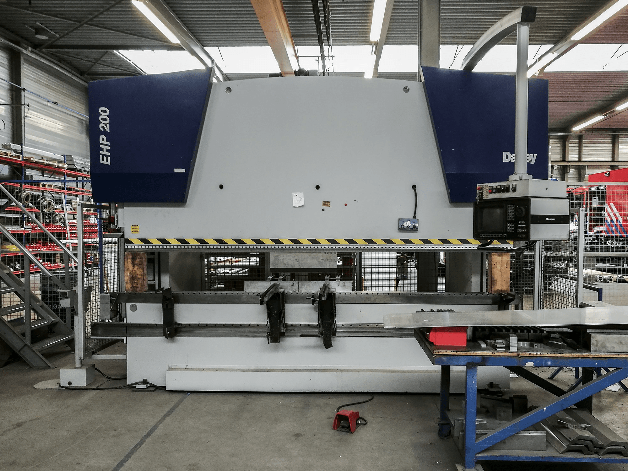 Mašīnas Darley EHP-LS200.36/31 pretskats