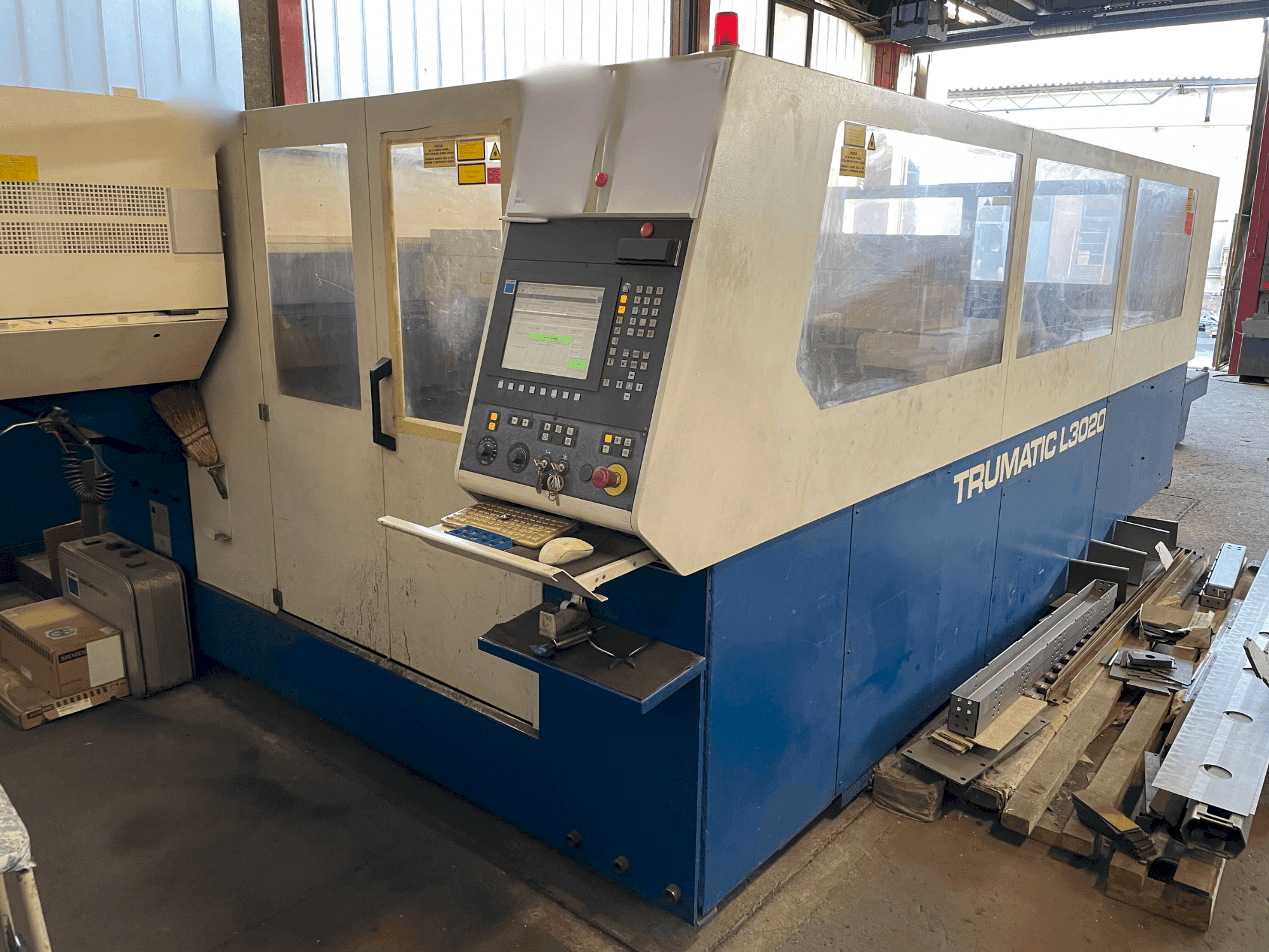 Mašīnas TRUMPF Trumatic TC L3020 pretskats