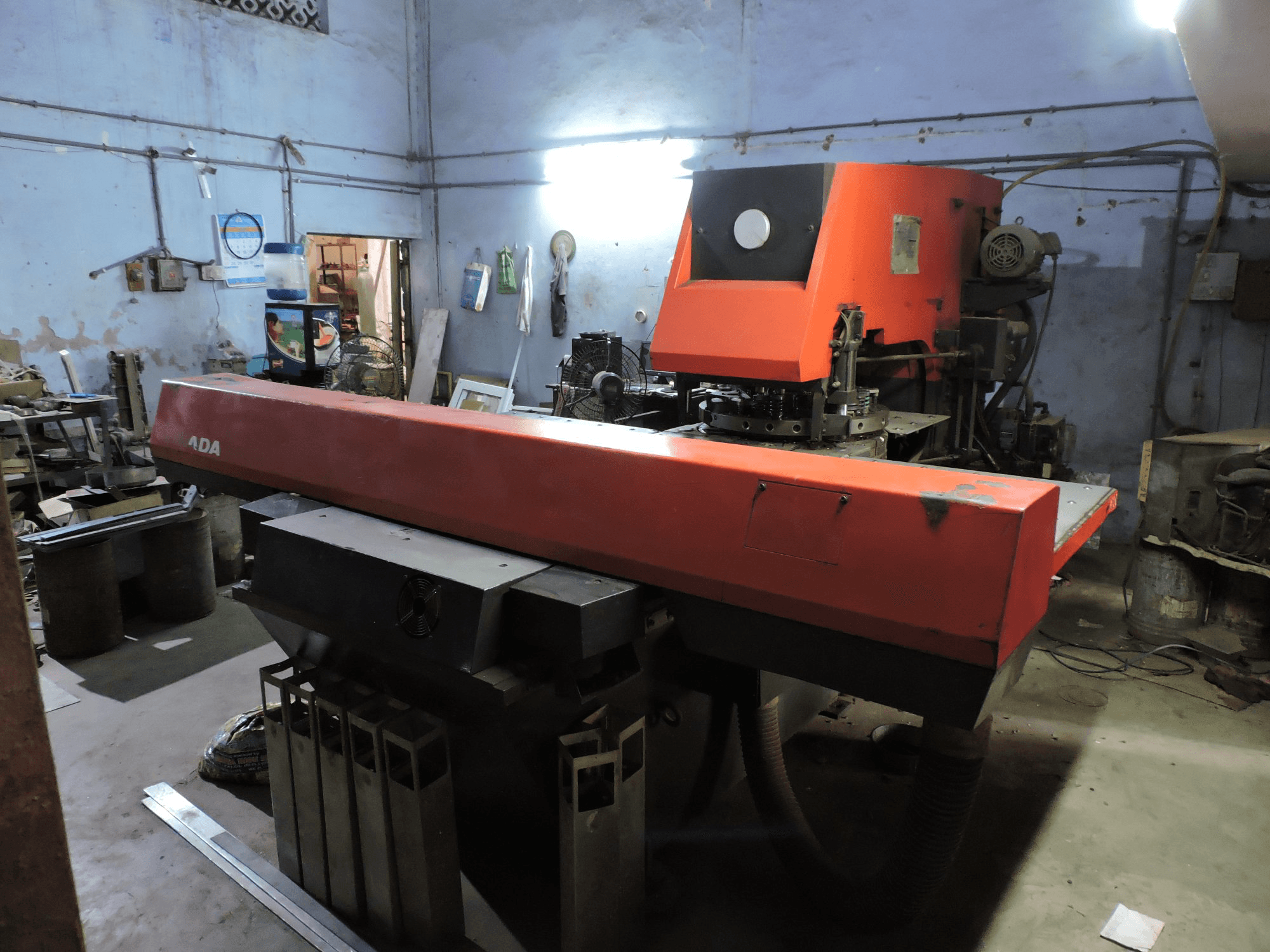 Right view of AMADA ARIES 245 Machine