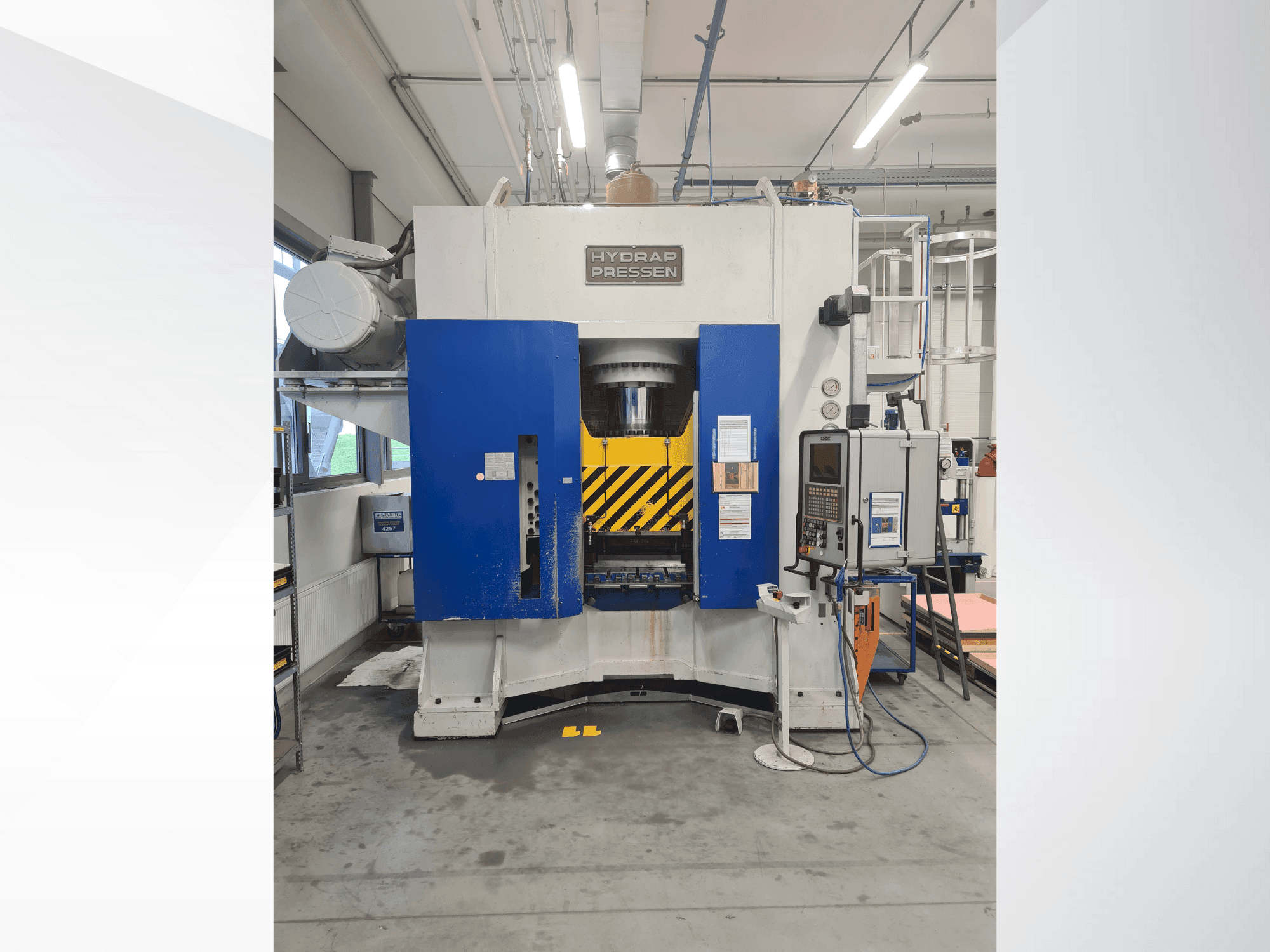 Mašīnas HYDRAP HPDB 400 pretskats